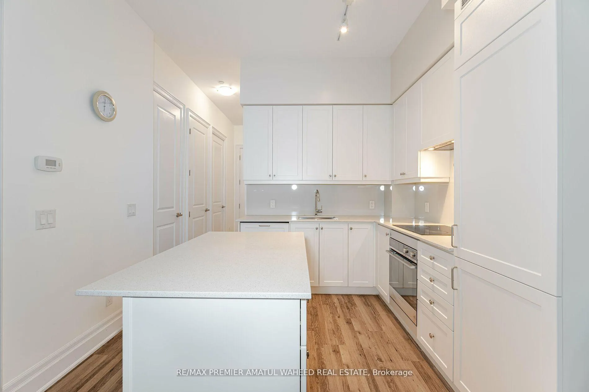 Photo 9 of Unit 101, 9085 Jane Street, Vaughan, Concord — HOMEH