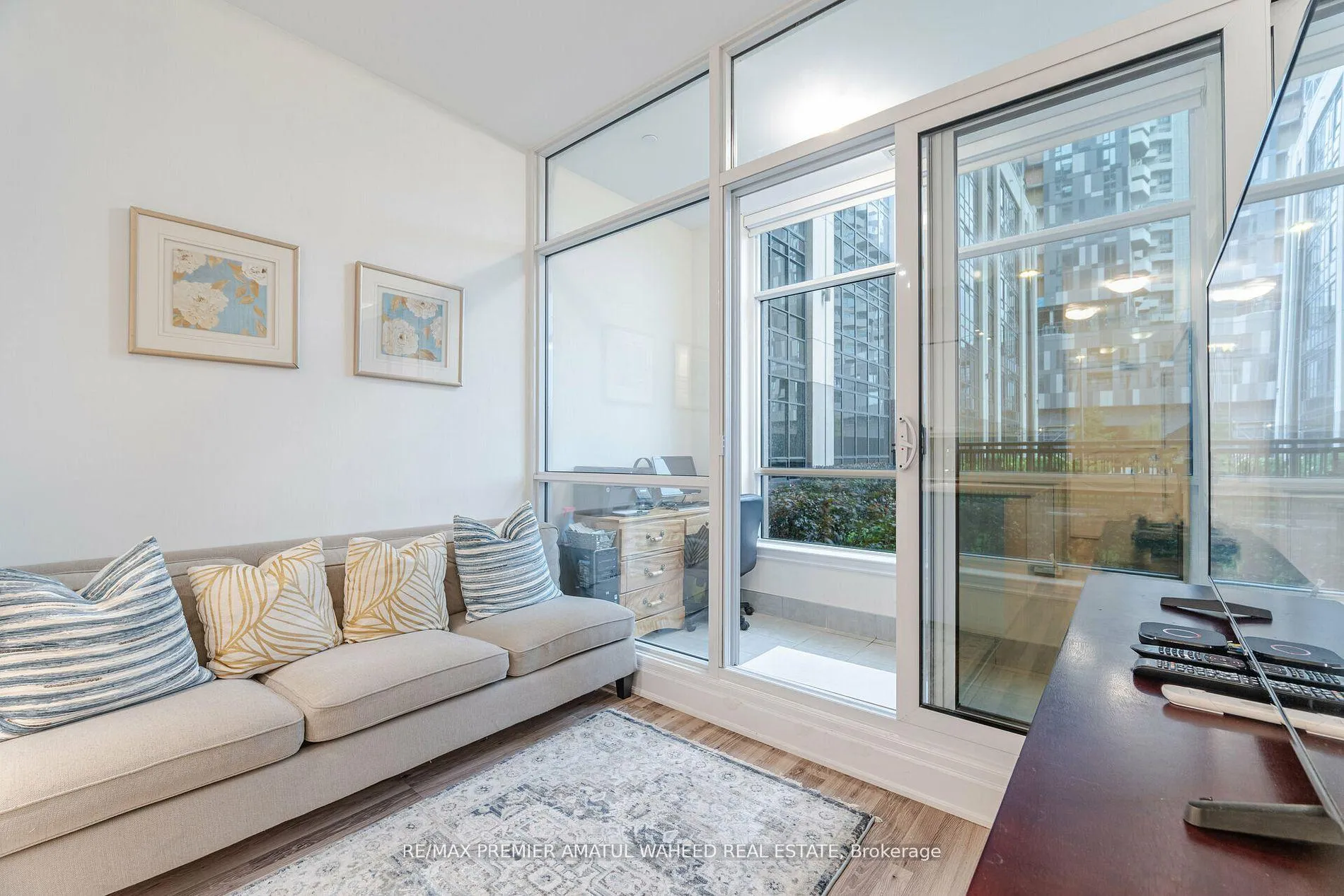 Photo 12 of Unit 101, 9085 Jane Street, Vaughan, Concord — HOMEH