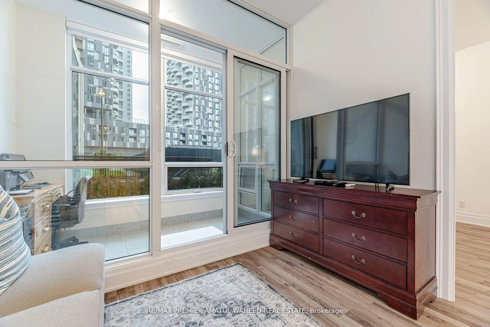 Photo 14 of Unit 101, 9085 Jane Street, Vaughan, Concord — HOMEH