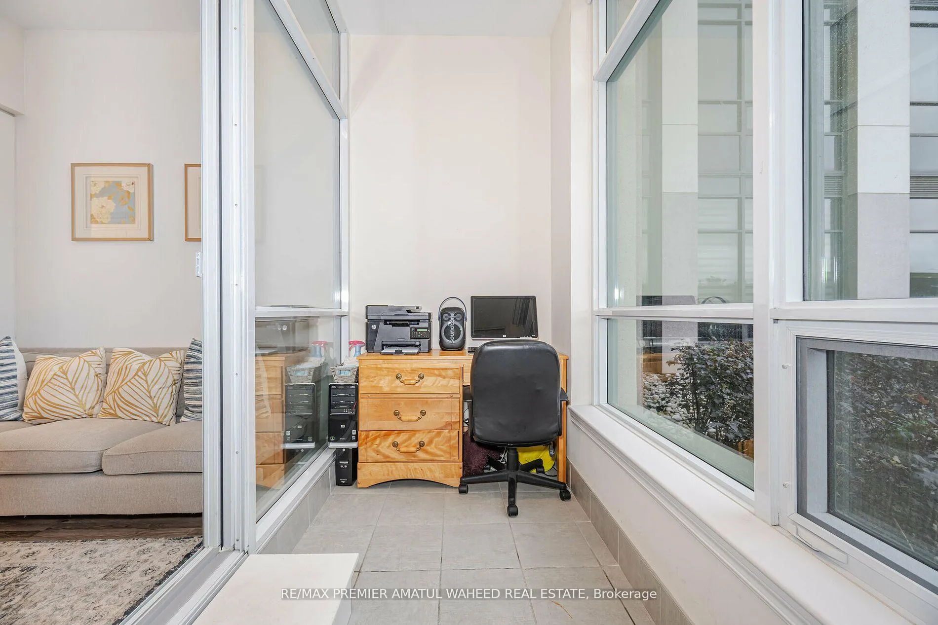 Photo 16 of Unit 101, 9085 Jane Street, Vaughan, Concord — HOMEH