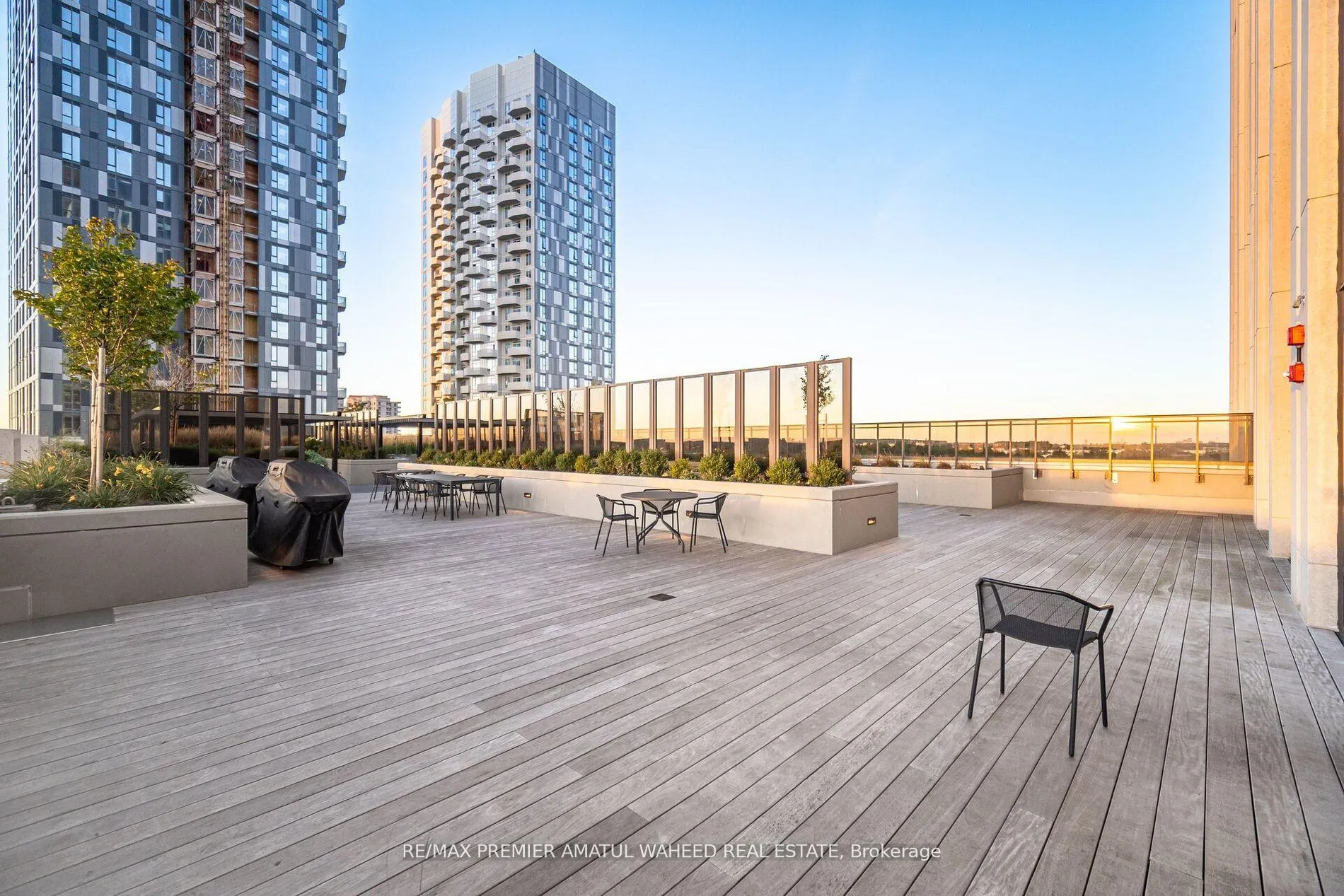 Photo 34 of Unit 101, 9085 Jane Street, Vaughan, Concord — HOMEH
