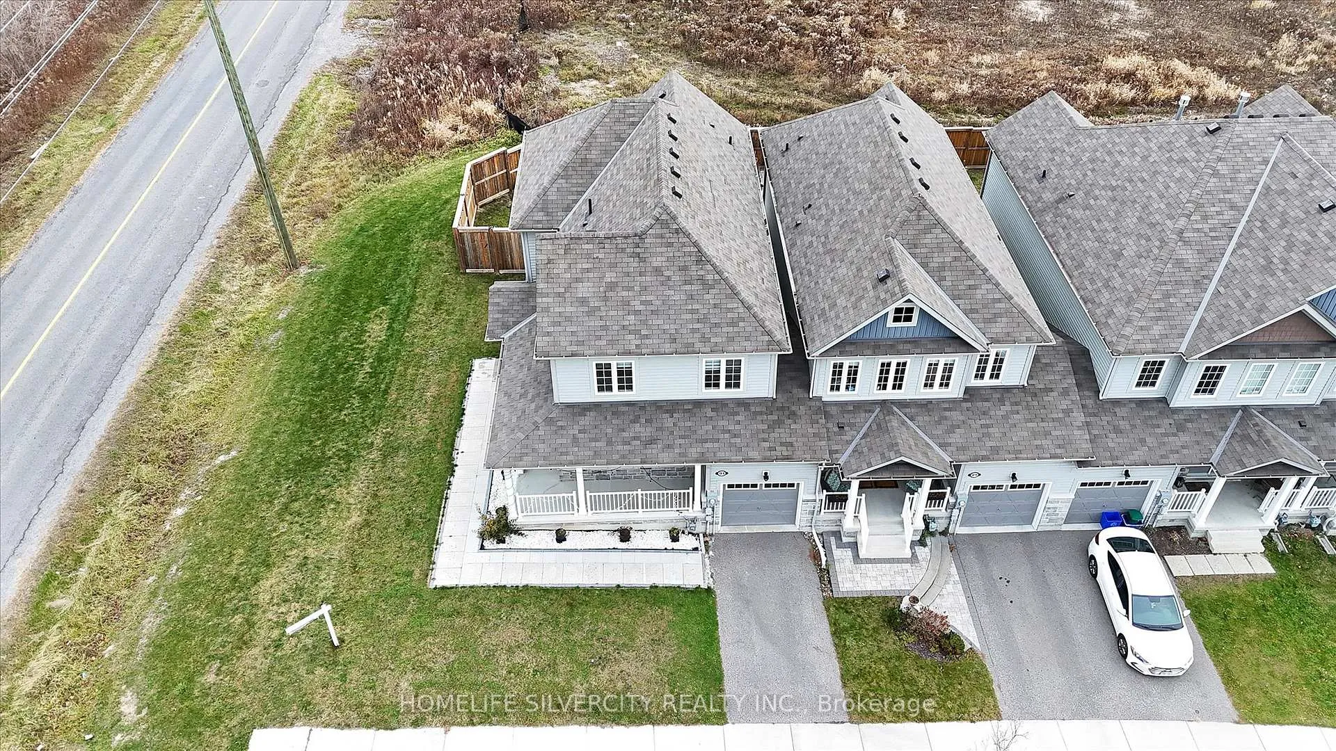 Photo 4 of 91 Kilpatrick Court, Clarington, Bowmanville — HOMEH