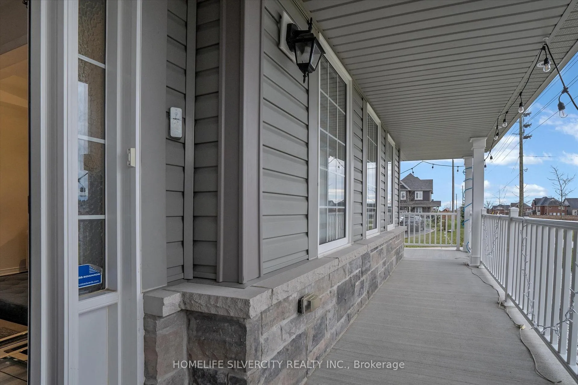 Photo 6 of 91 Kilpatrick Court, Clarington, Bowmanville — HOMEH