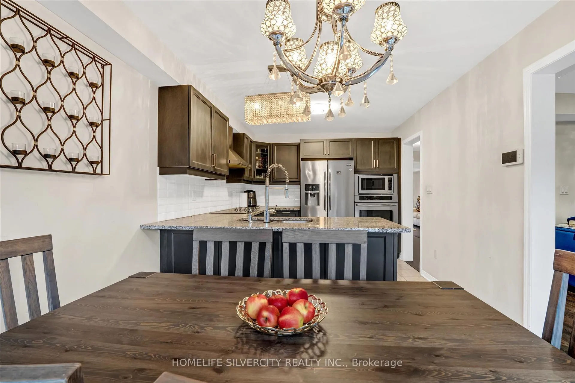 Photo 16 of 91 Kilpatrick Court, Clarington, Bowmanville — HOMEH