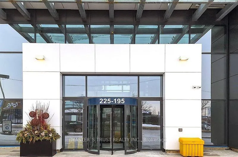 Photo 2 of Unit 906, 195 Commerce Street, Vaughan, Vaughan Corporate Centre — HOMEH