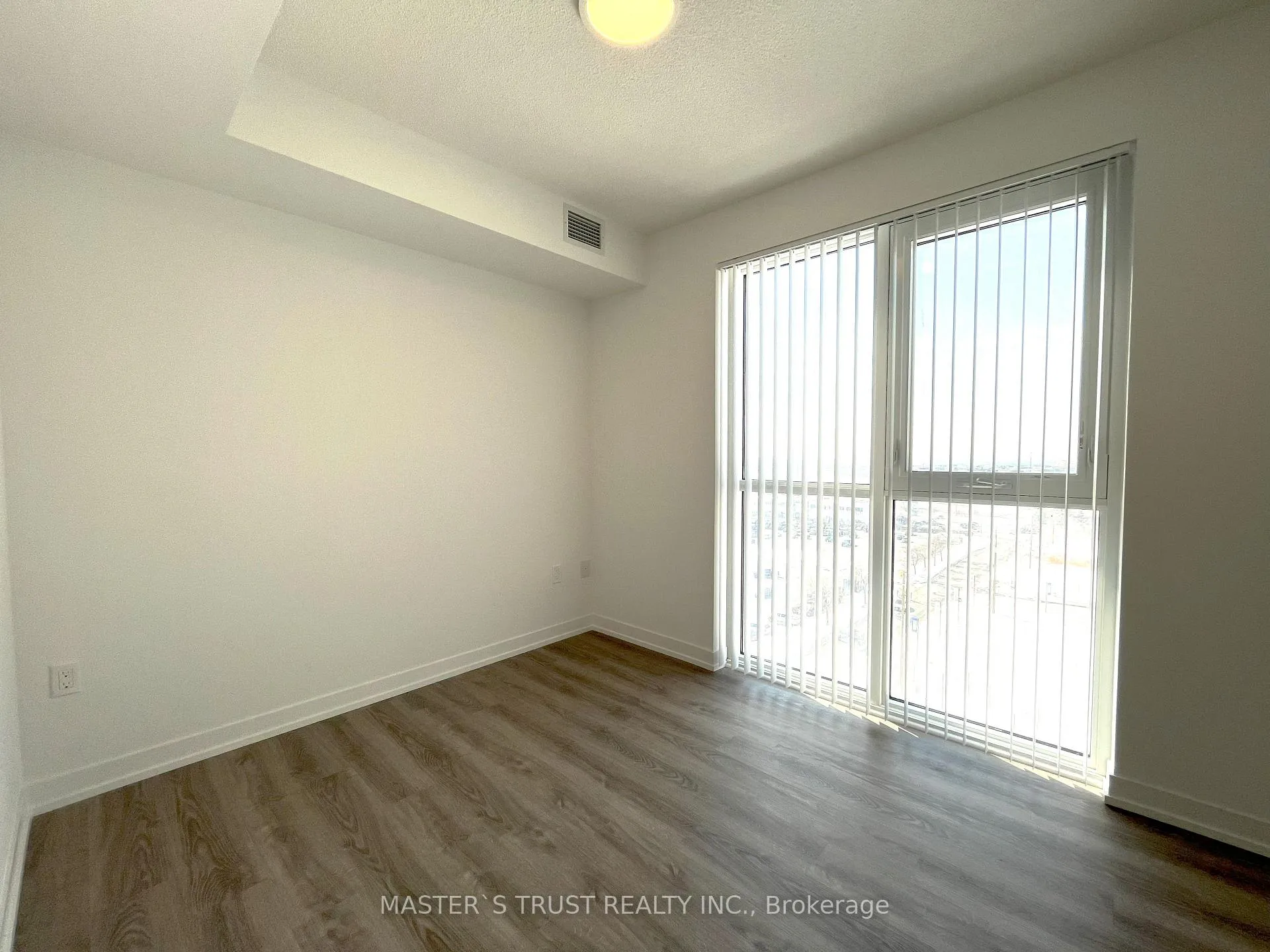 Photo 12 of Unit 906, 195 Commerce Street, Vaughan, Vaughan Corporate Centre — HOMEH