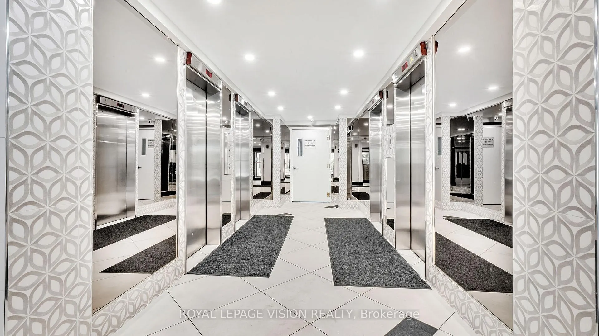 Photo 8 of Unit 801, 5 Vicora Linkway, Toronto, Flemingdon Park — HOMEH