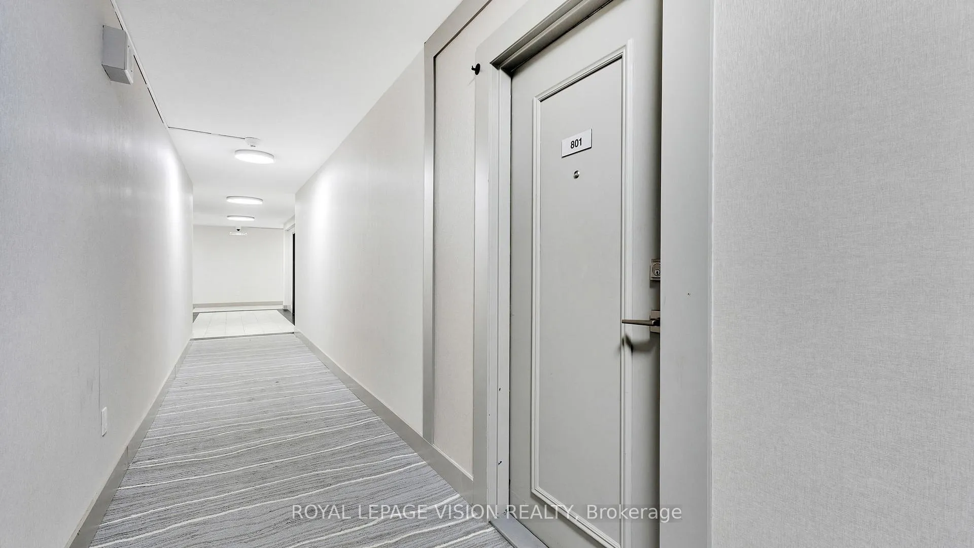 Photo 9 of Unit 801, 5 Vicora Linkway, Toronto, Flemingdon Park — HOMEH