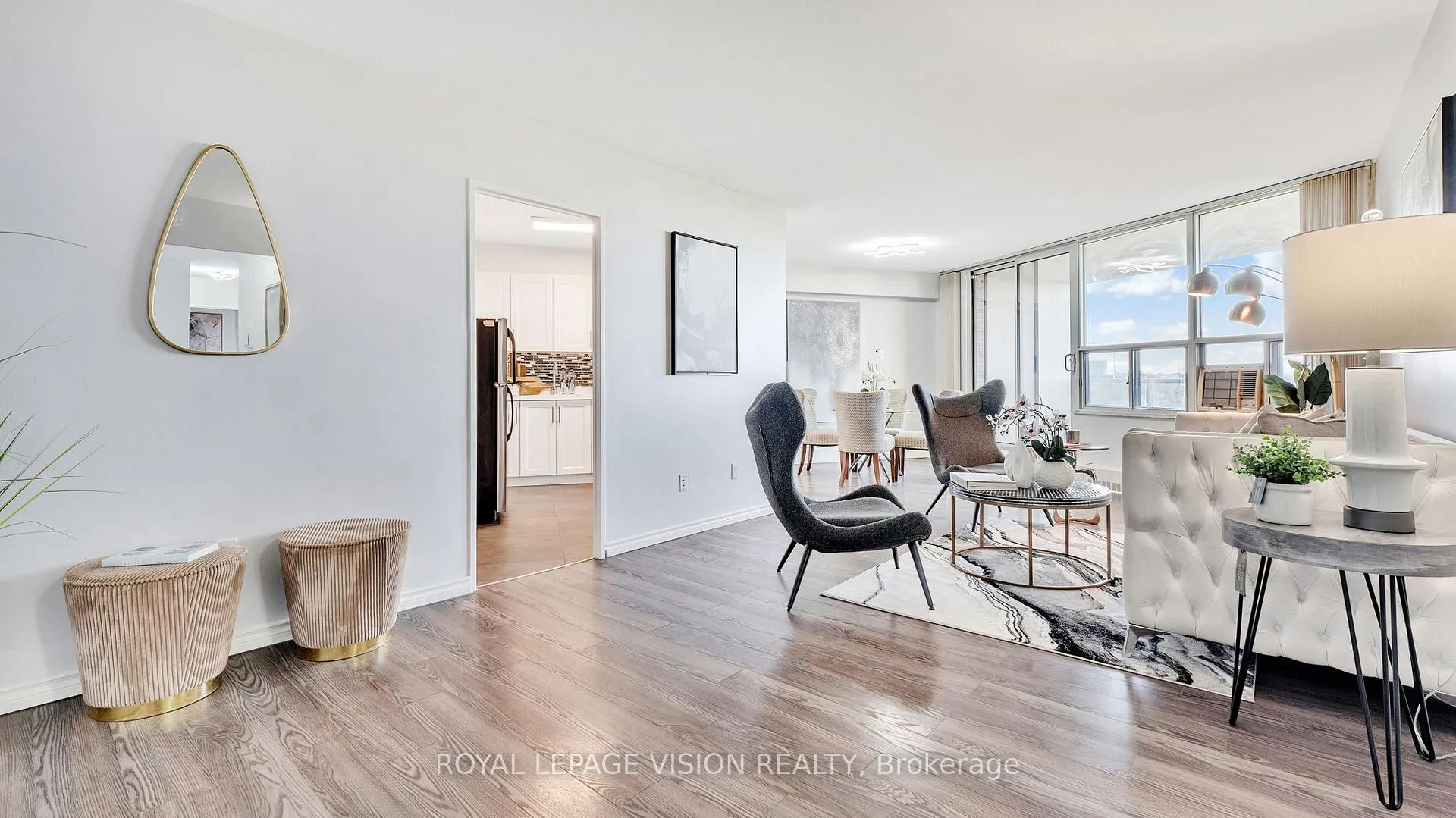 Photo 11 of Unit 801, 5 Vicora Linkway, Toronto, Flemingdon Park — HOMEH