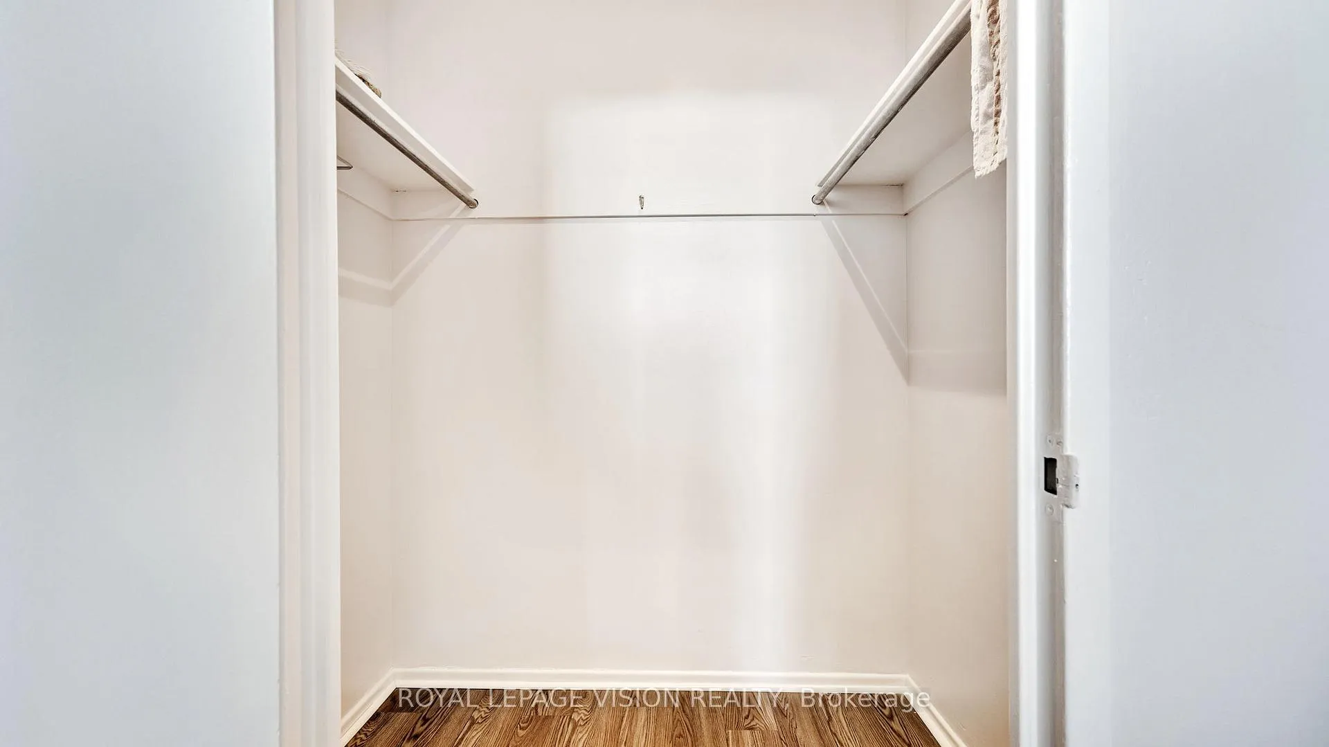 Photo 31 of Unit 801, 5 Vicora Linkway, Toronto, Flemingdon Park — HOMEH
