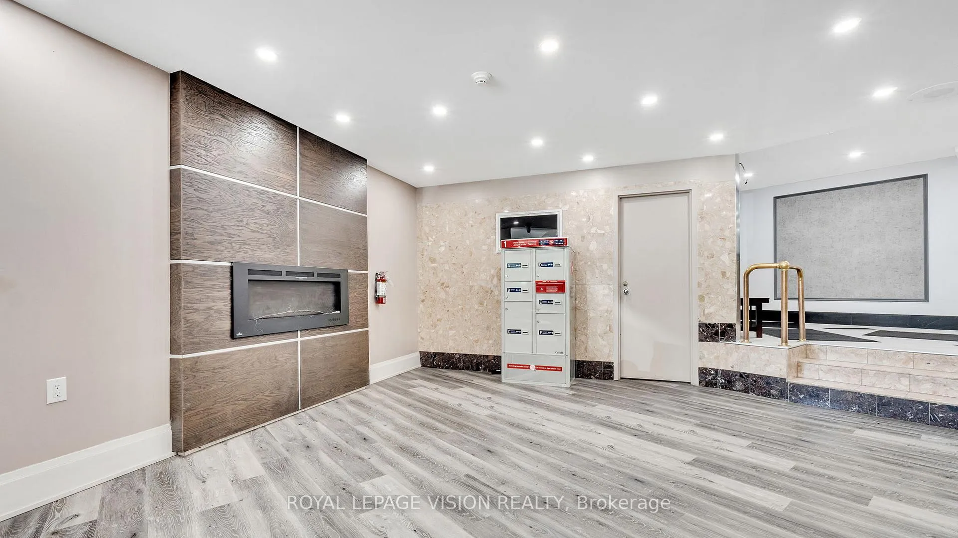 Photo 40 of Unit 801, 5 Vicora Linkway, Toronto, Flemingdon Park — HOMEH