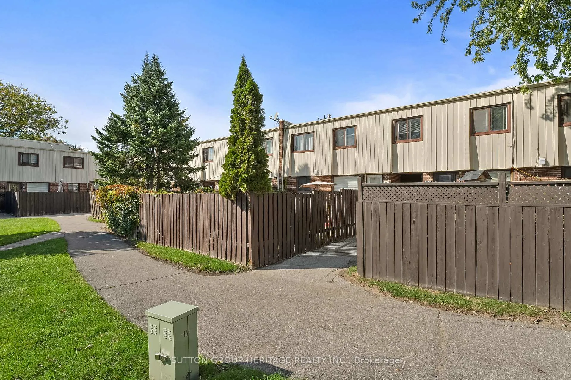 Photo 1 of Unit 154, 1100 Oxford Street, Oshawa, Lakeview — HOMEH