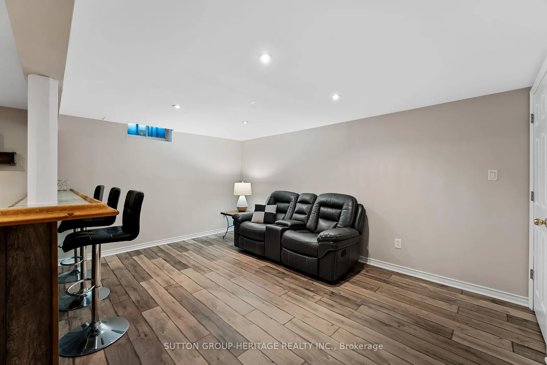 Photo 26 of Unit 154, 1100 Oxford Street, Oshawa, Lakeview — HOMEH