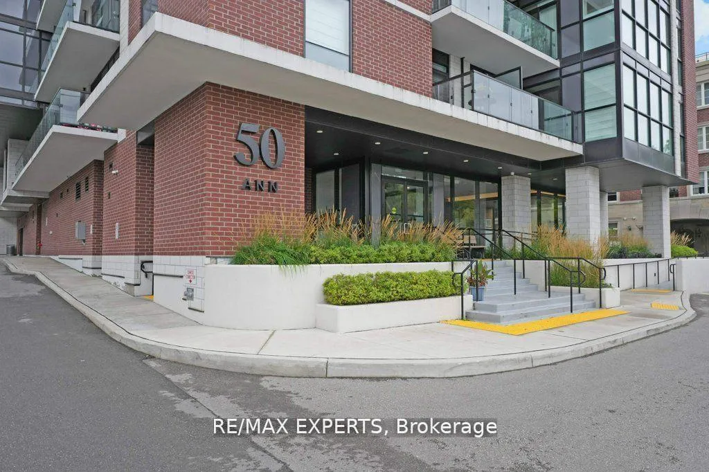 Front of Unit 315, 50 Ann Street