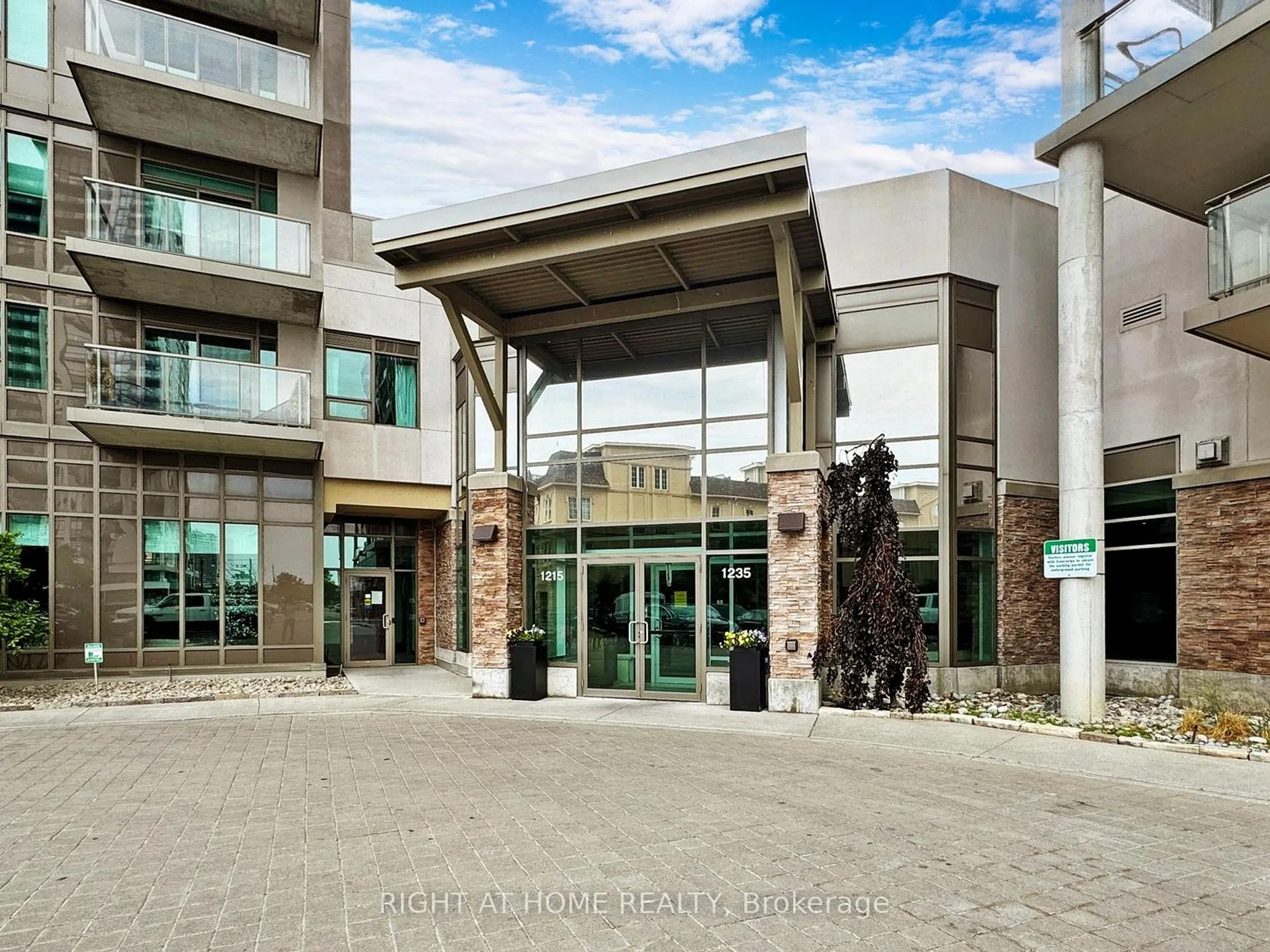 Photo 2 of Unit 405, 1215 Bayly Street, Pickering, Bay Ridges — HOMEH