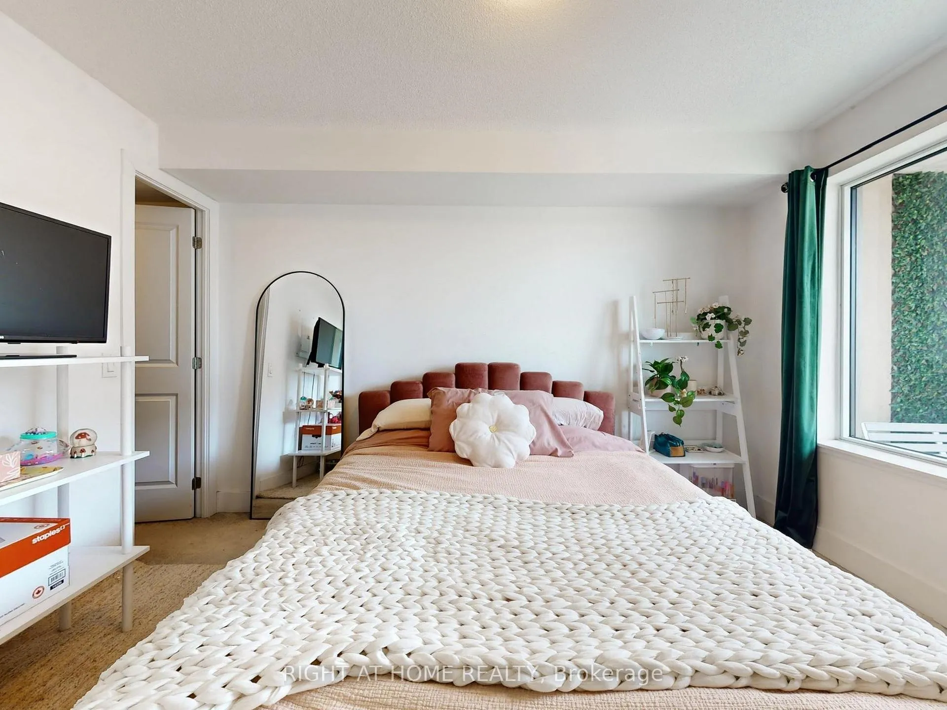 Photo 24 of Unit 405, 1215 Bayly Street, Pickering, Bay Ridges — HOMEH