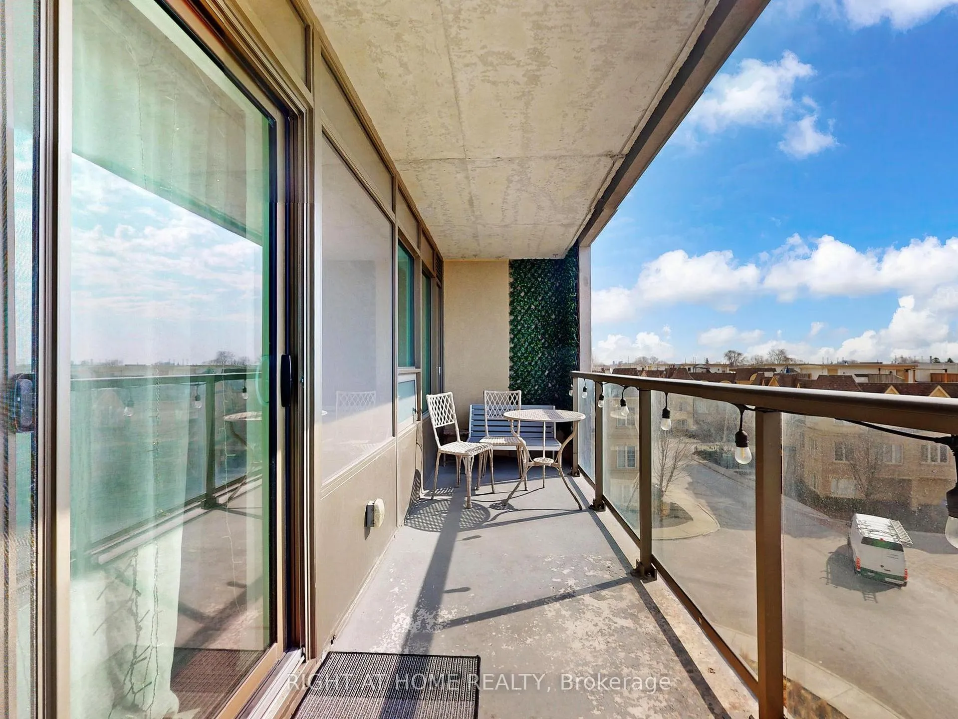 Photo 34 of Unit 405, 1215 Bayly Street, Pickering, Bay Ridges — HOMEH