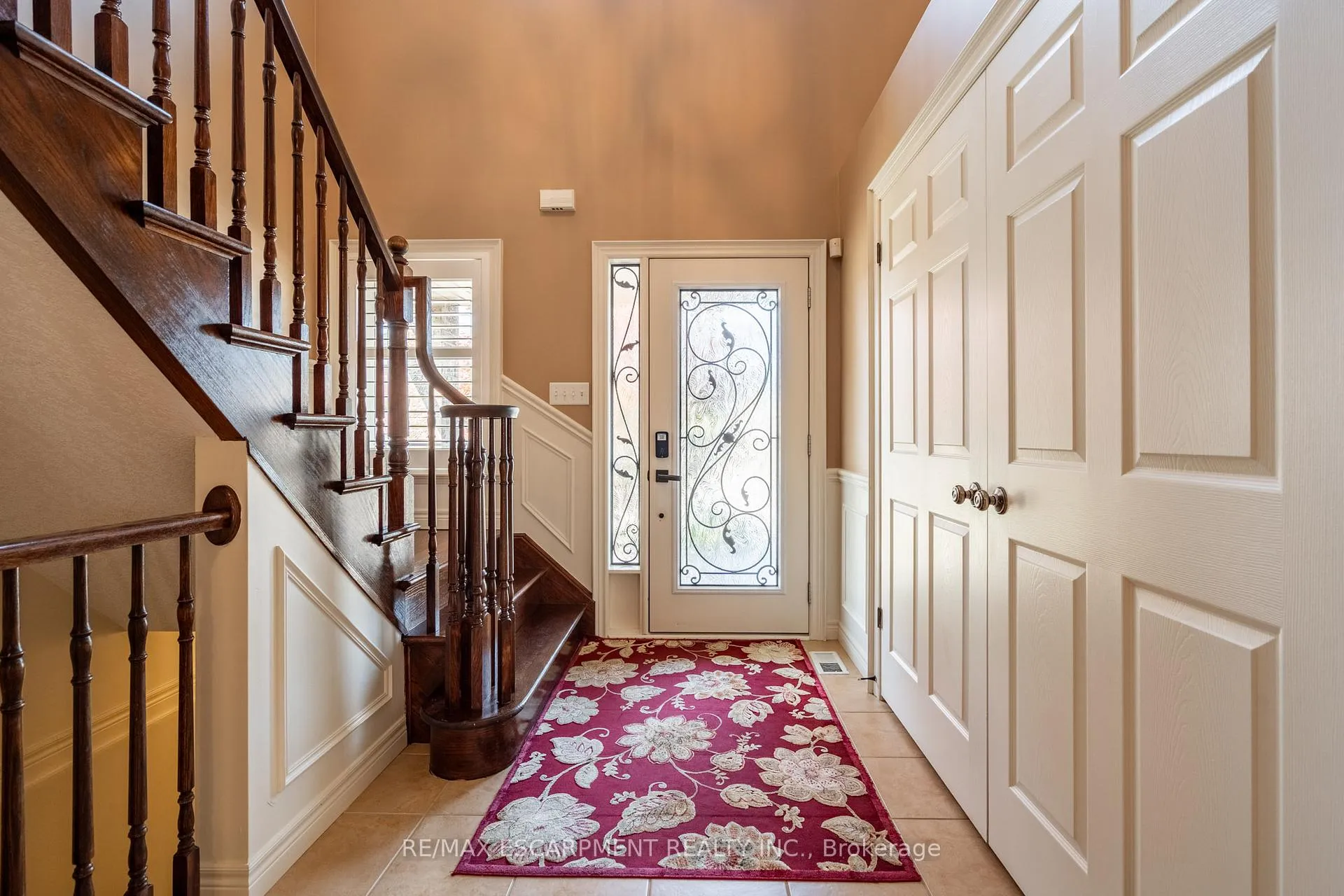 Photo 4 of 281 Brigadoon Drive, Hamilton, Gourley — HOMEH