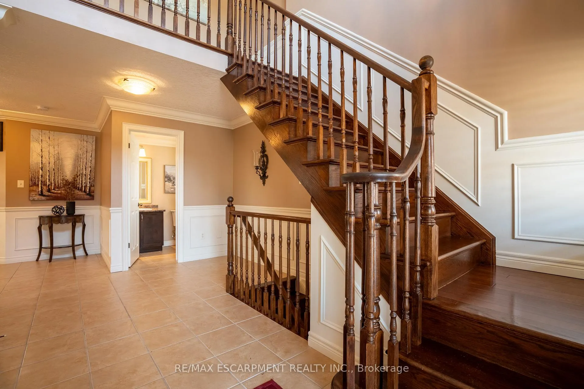 Photo 5 of 281 Brigadoon Drive, Hamilton, Gourley — HOMEH