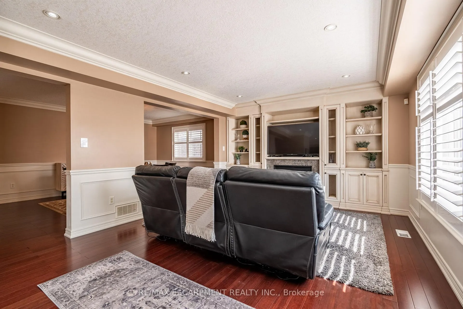 Photo 11 of 281 Brigadoon Drive, Hamilton, Gourley — HOMEH