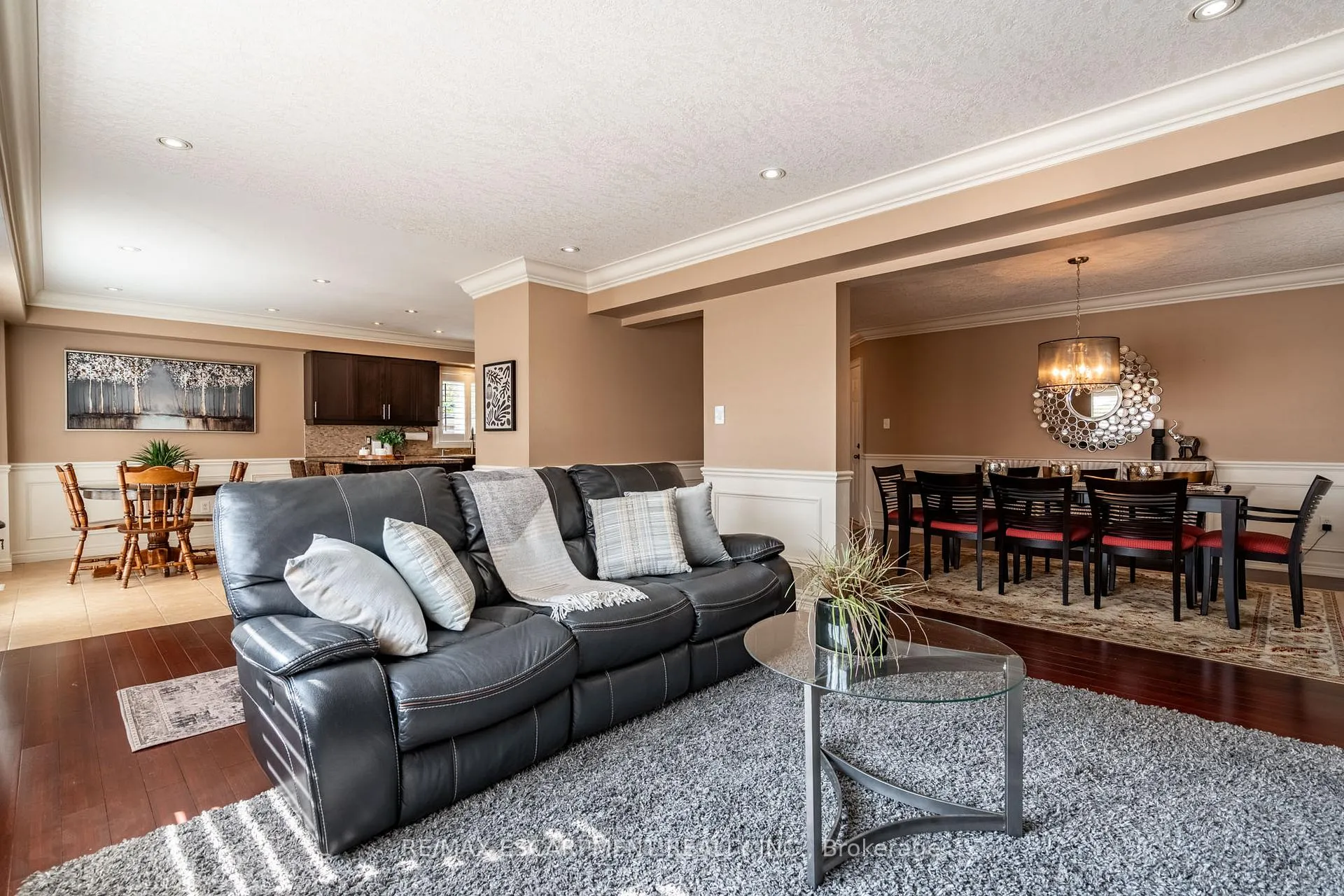 Photo 13 of 281 Brigadoon Drive, Hamilton, Gourley — HOMEH