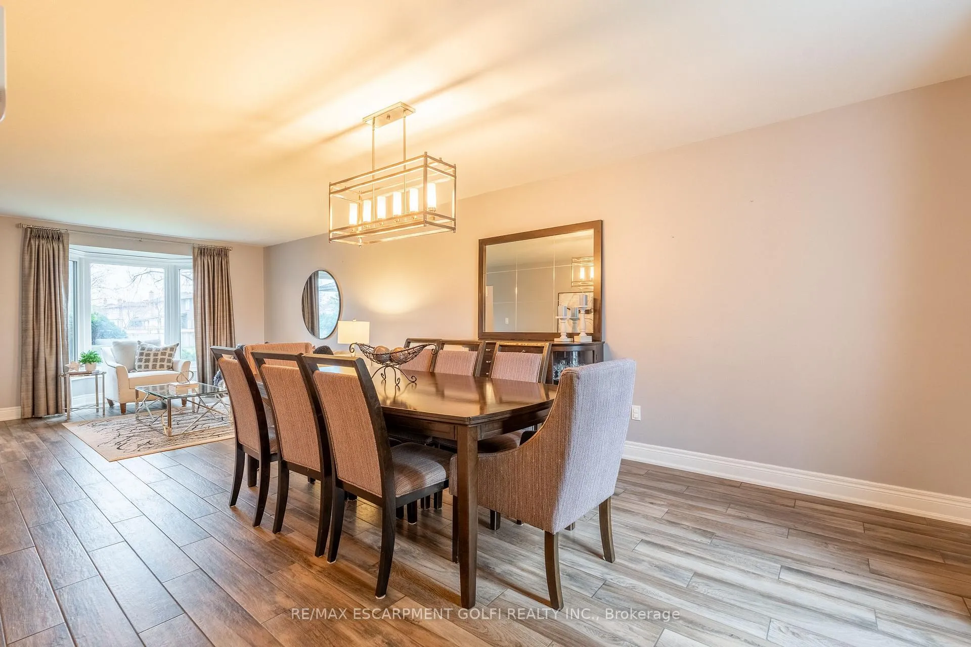 Photo 8 of 22 Cresthaven Drive, Hamilton, Stoney Creek — HOMEH
