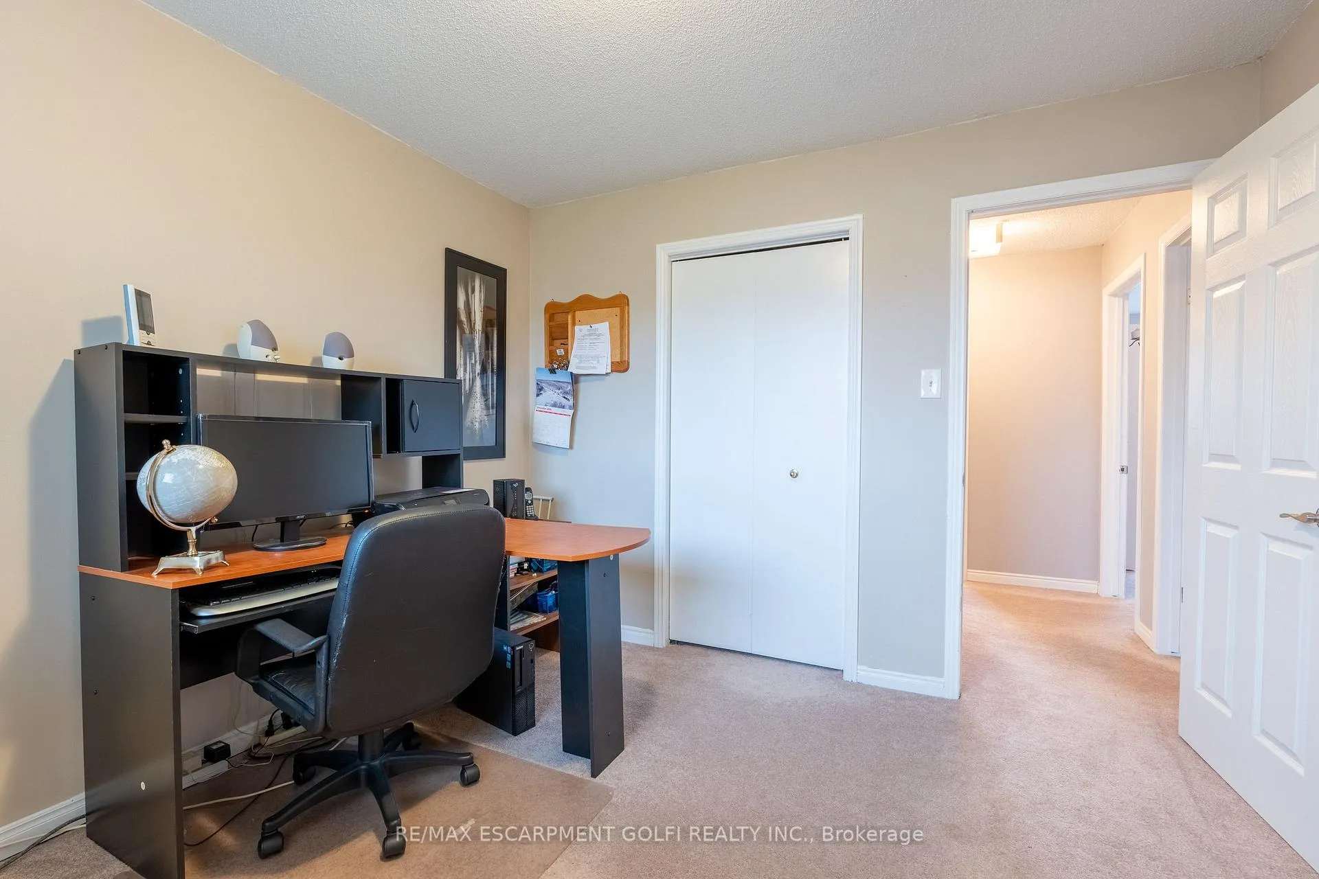 Photo 30 of 22 Cresthaven Drive, Hamilton, Stoney Creek — HOMEH