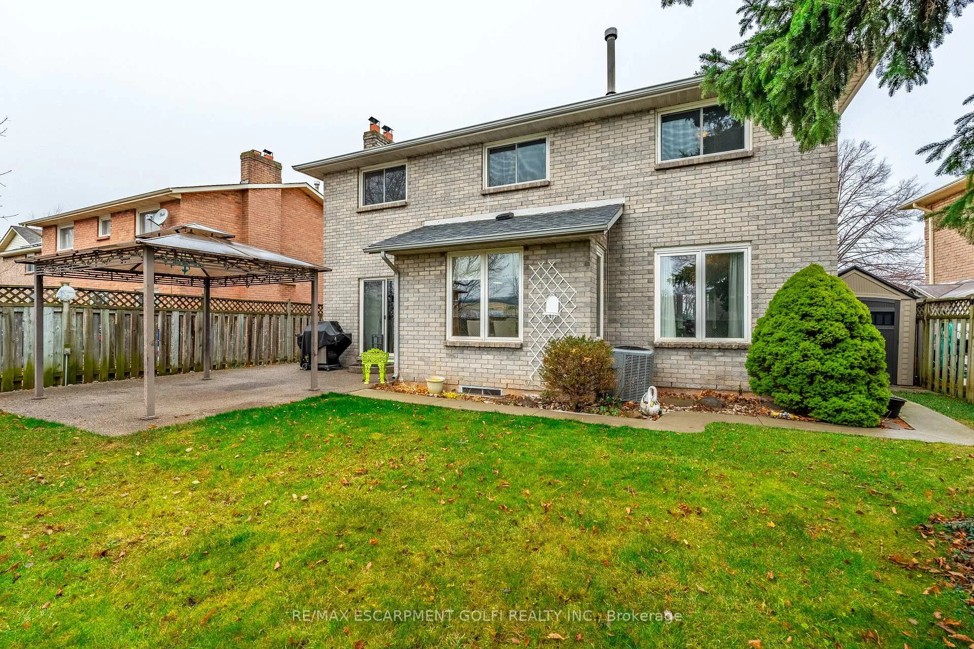Photo 34 of 22 Cresthaven Drive, Hamilton, Stoney Creek — HOMEH
