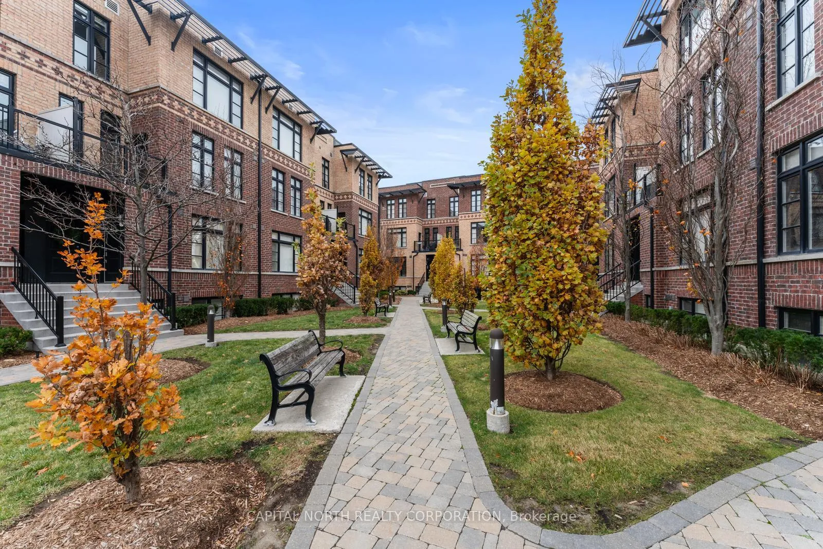 Photo 2 of Unit 24, 8169 Kipling Avenue, Vaughan, West Woodbridge — HOMEH