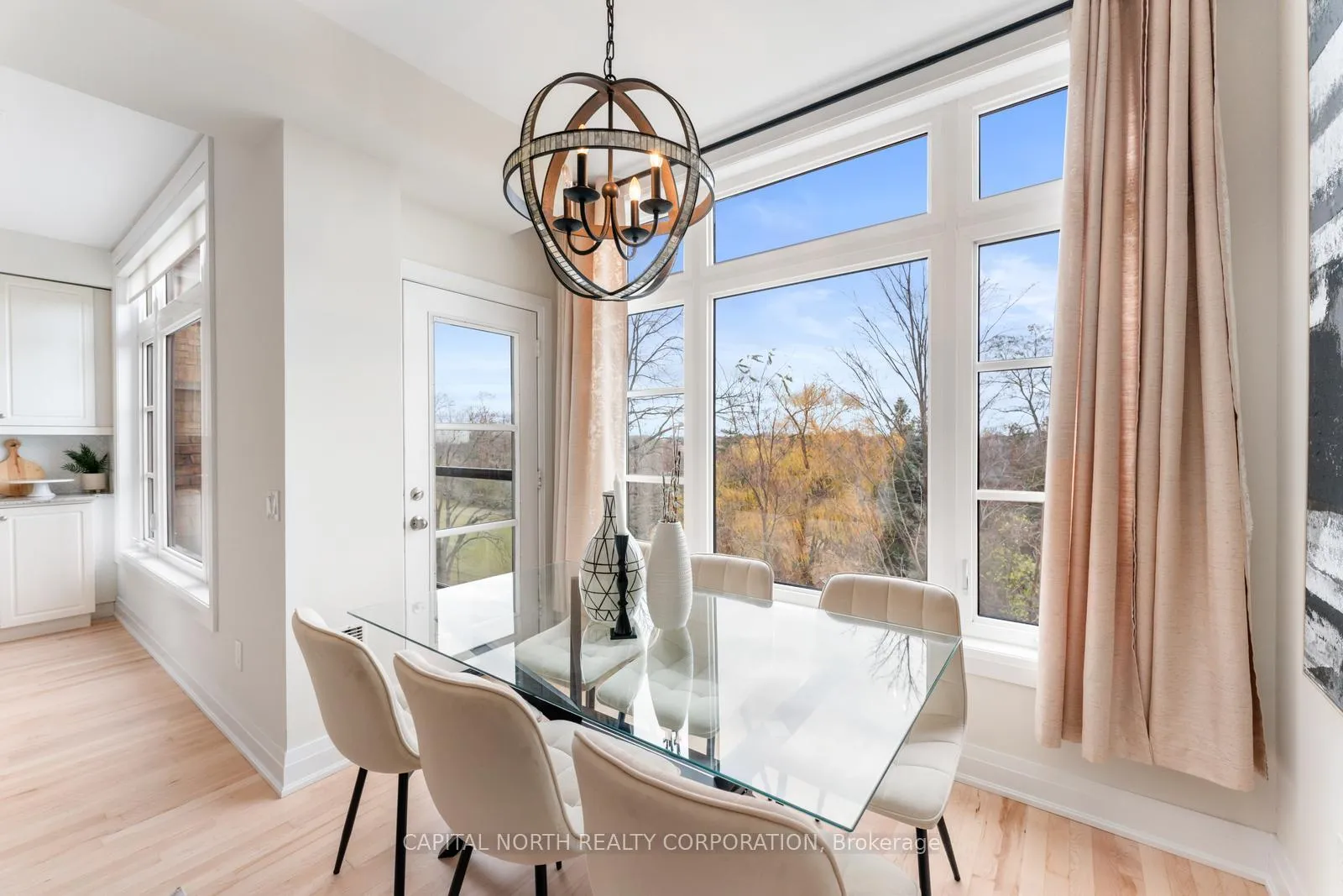 Photo 12 of Unit 24, 8169 Kipling Avenue, Vaughan, West Woodbridge — HOMEH