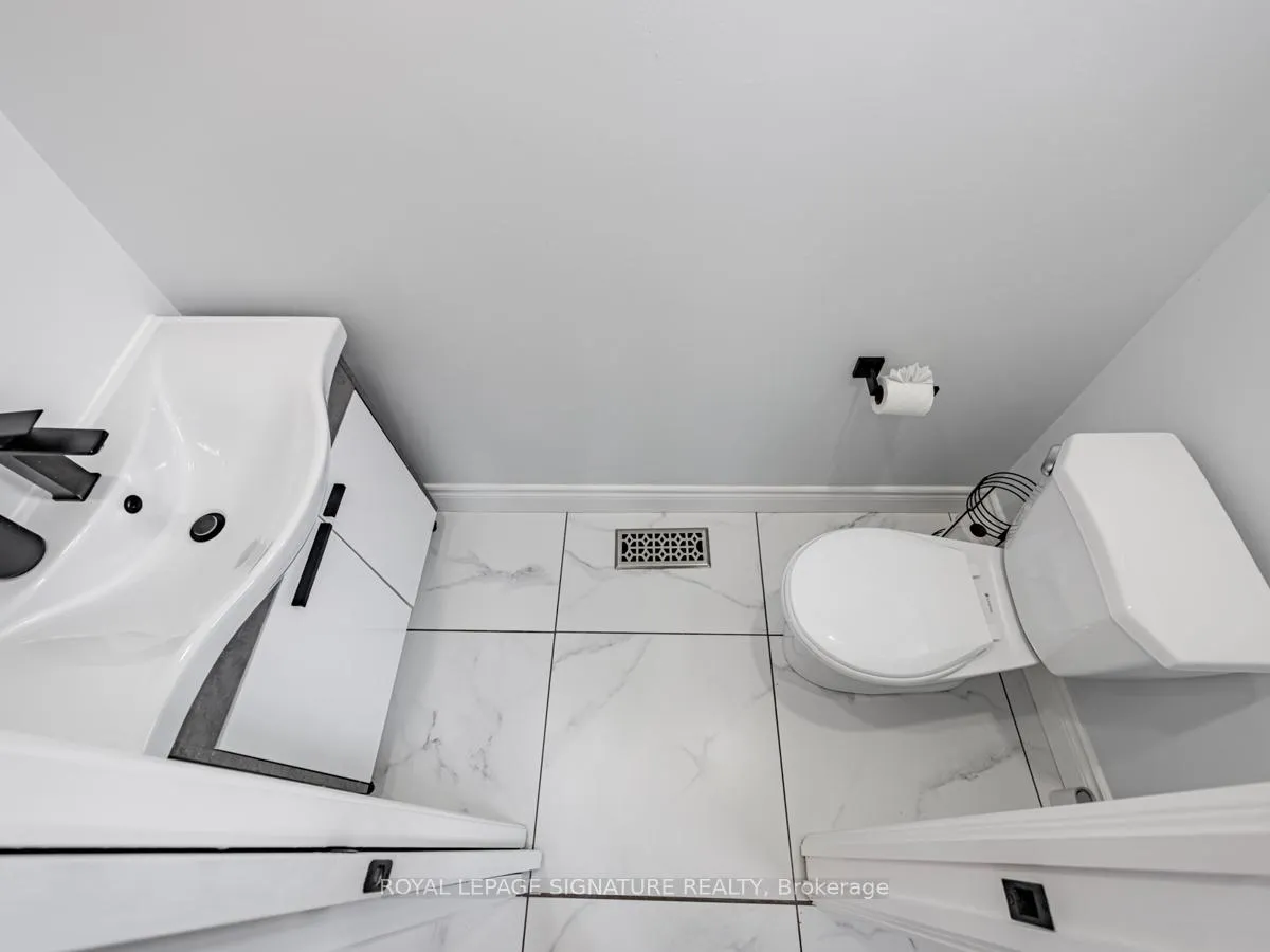 Photo 16 of Unit 9, 293 Limeridge Road W, Hamilton, Rolston — HOMEH