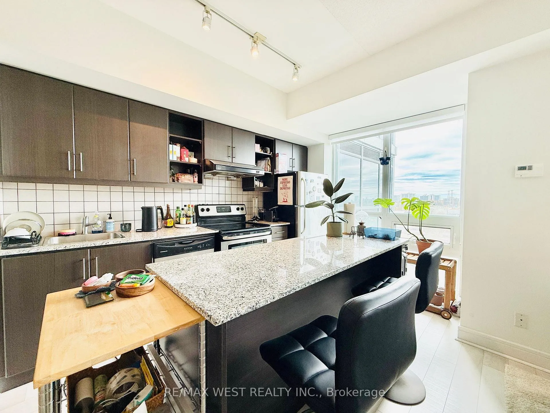 Photo 12 of Unit 811, 35 Brian Peck Crescent, Toronto, Thorncliffe Park — HOMEH