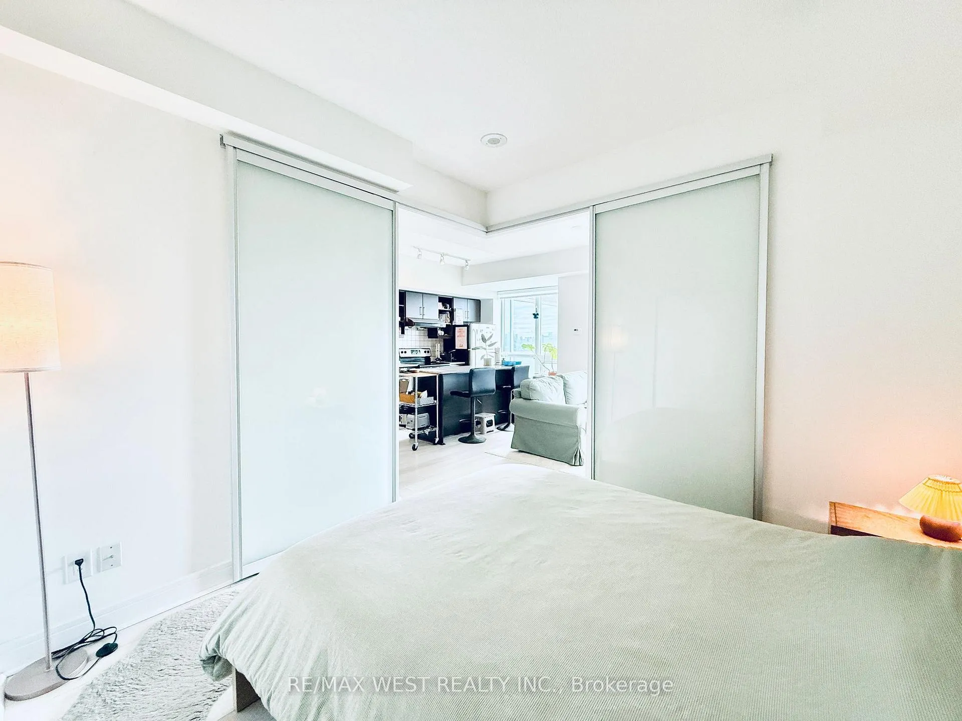 Photo 18 of Unit 811, 35 Brian Peck Crescent, Toronto, Thorncliffe Park — HOMEH