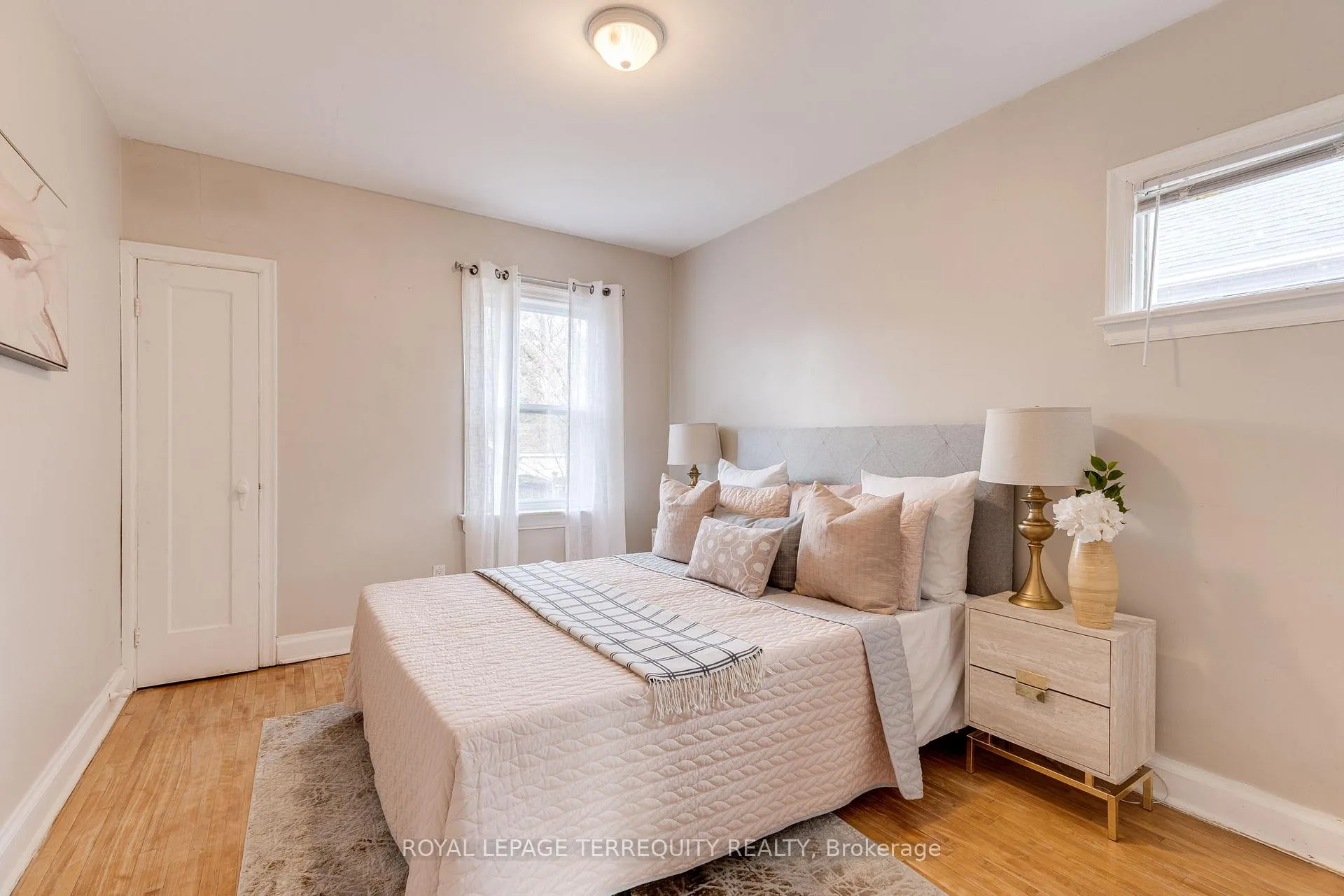 Photo 11 of 4 Dunkirk Road, Toronto, Danforth Village-East York — HOMEH