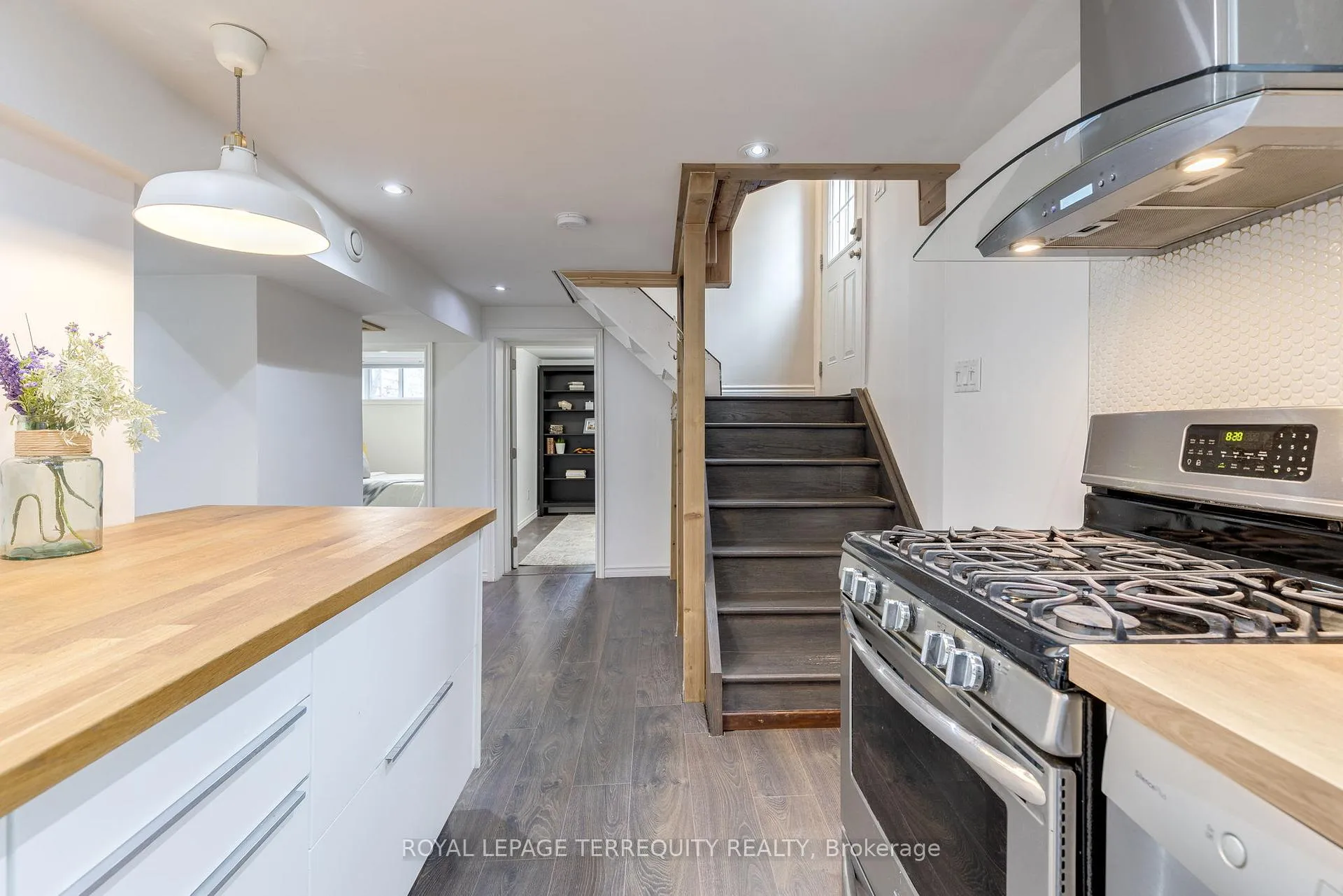Photo 24 of 4 Dunkirk Road, Toronto, Danforth Village-East York — HOMEH