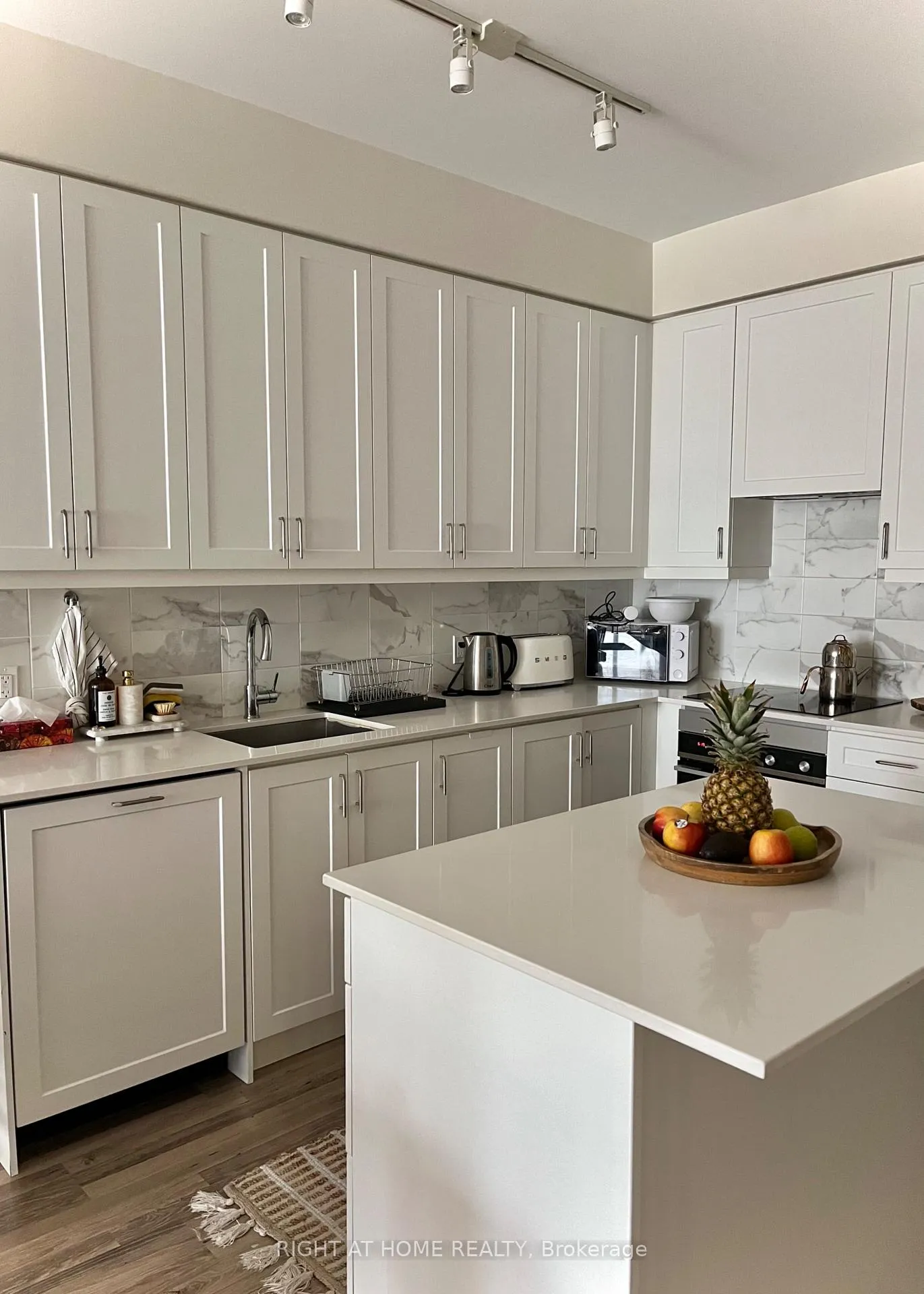 Photo 15 of Unit 212, 9075 Jane Street, Vaughan, Concord — HOMEH