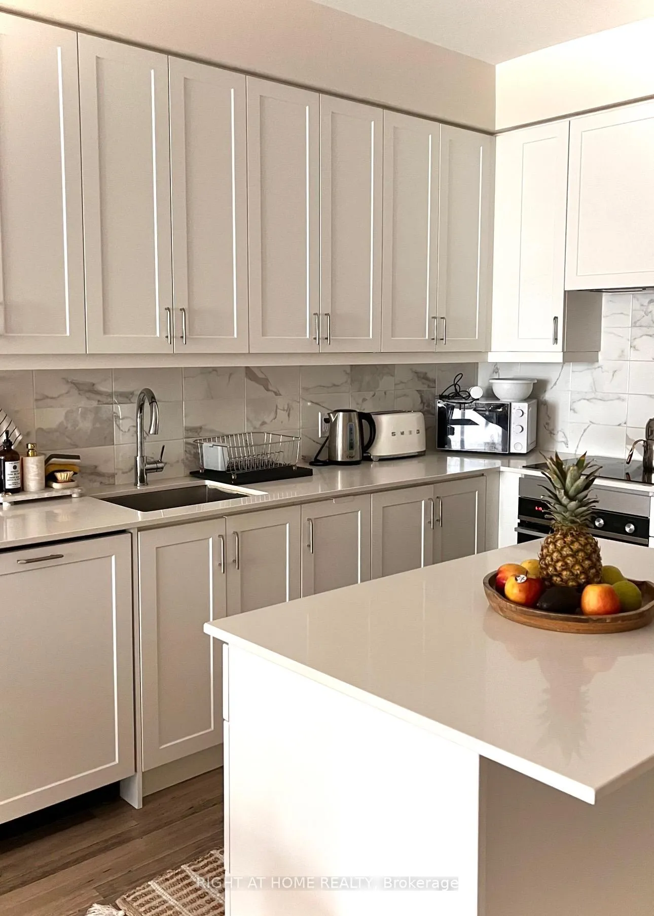 Photo 16 of Unit 212, 9075 Jane Street, Vaughan, Concord — HOMEH