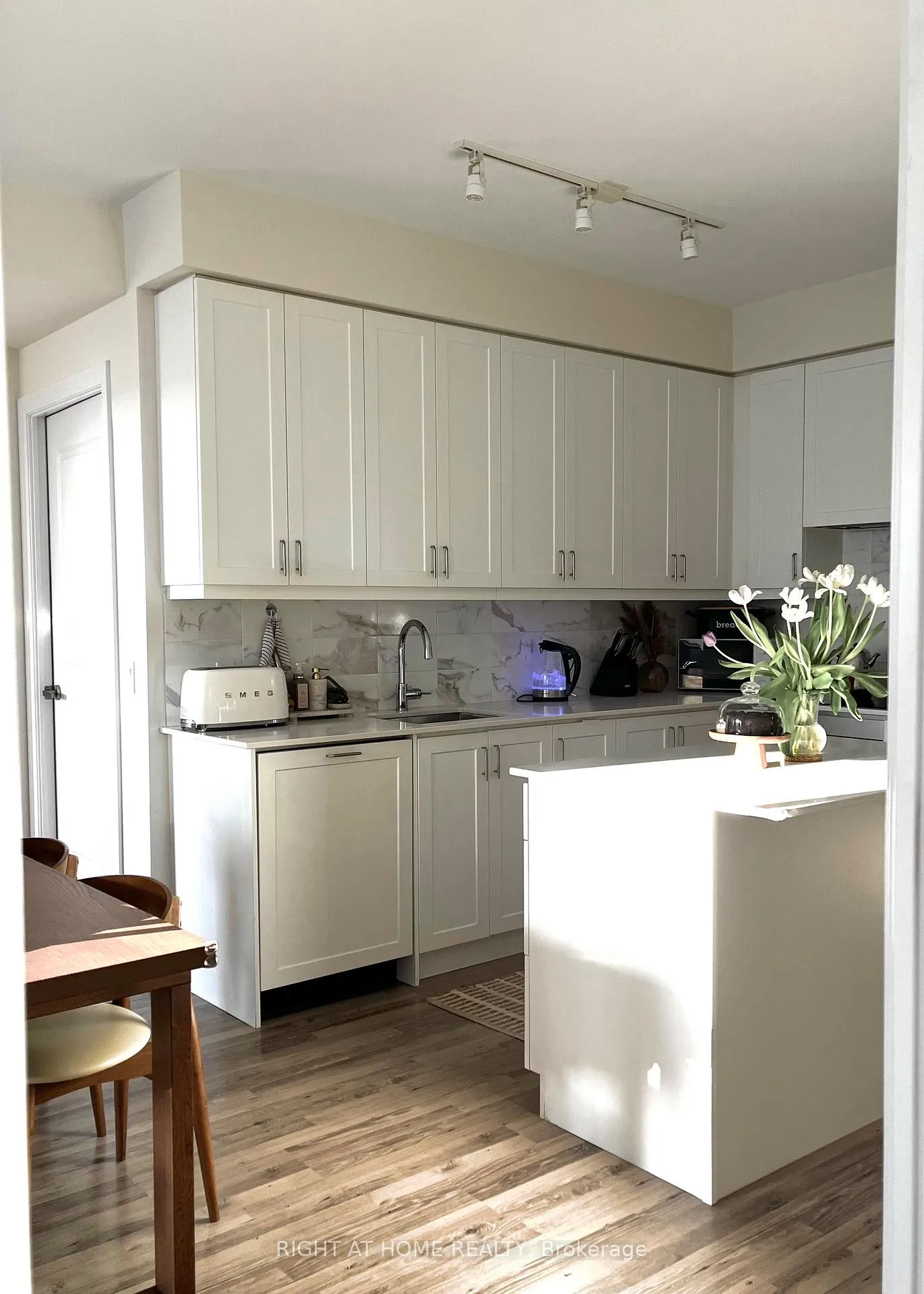 Photo 17 of Unit 212, 9075 Jane Street, Vaughan, Concord — HOMEH