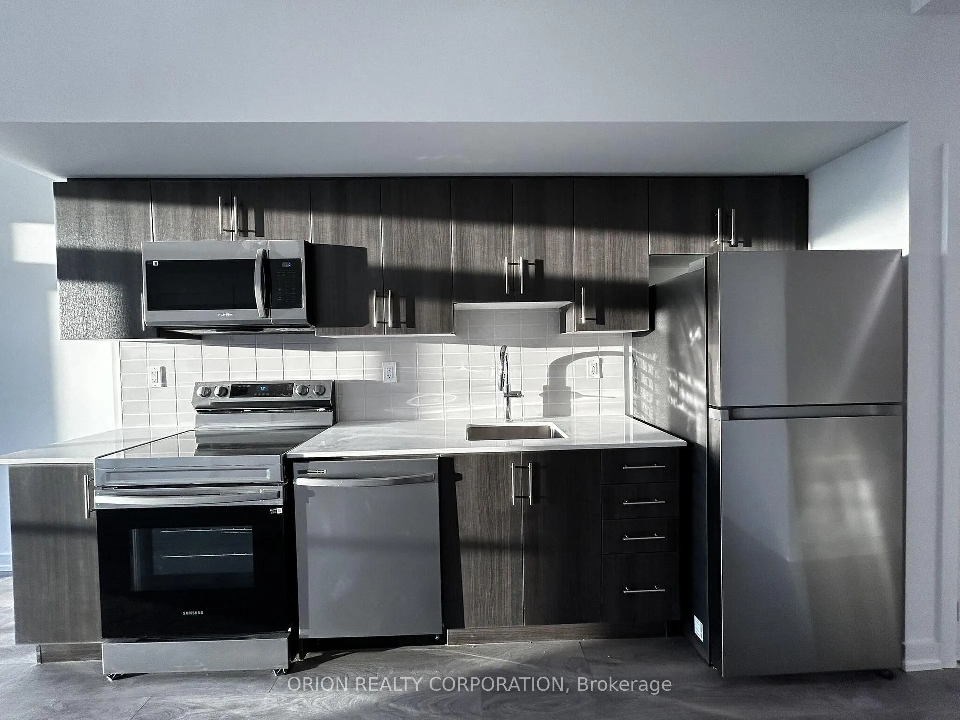 Photo 3 of Unit 614, 1435 Celebration Drive, Pickering, Bay Ridges — HOMEH