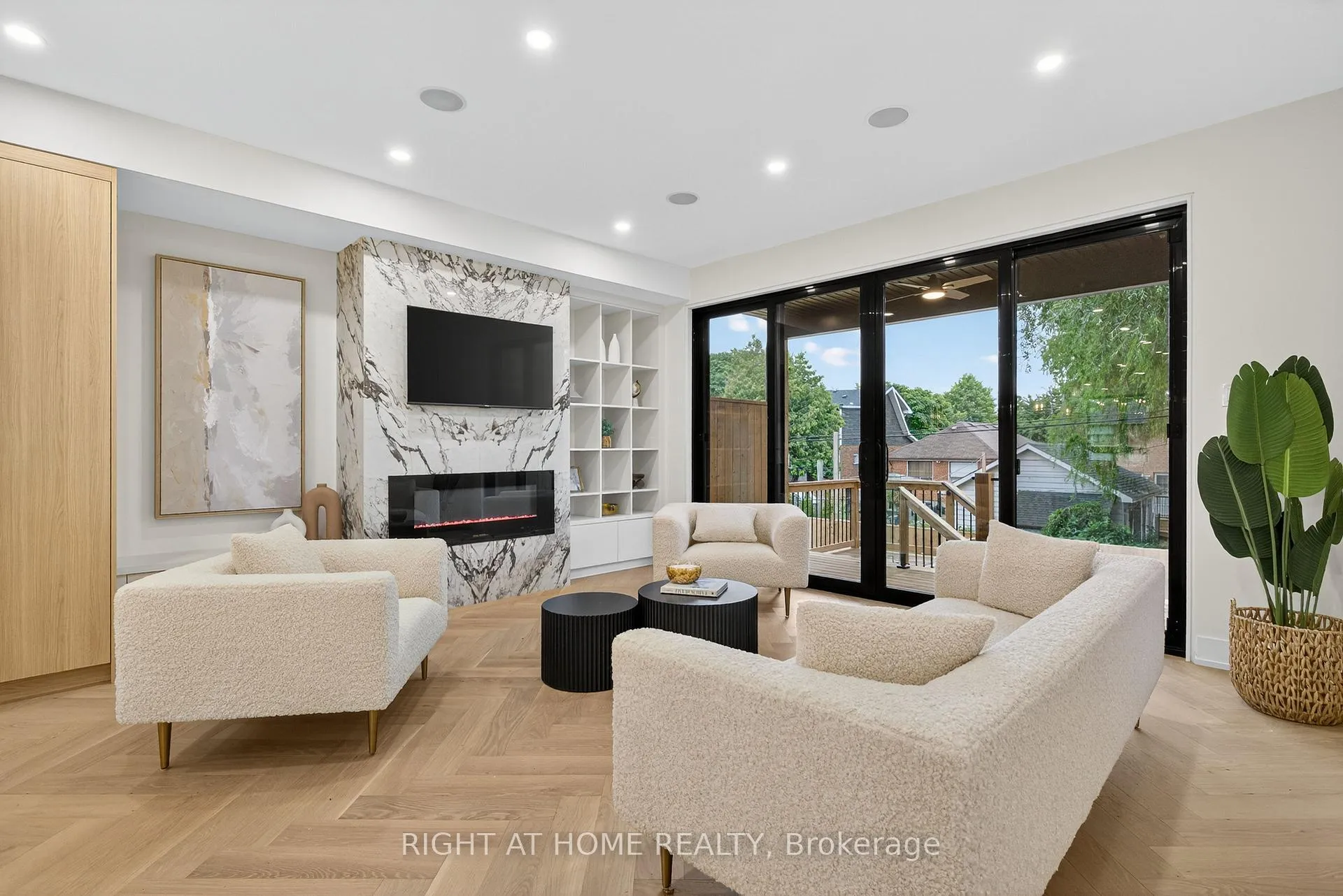 Photo 27 of 15A Rosemeade Avenue, Etobicoke, Stonegate-Queensway — HOMEH