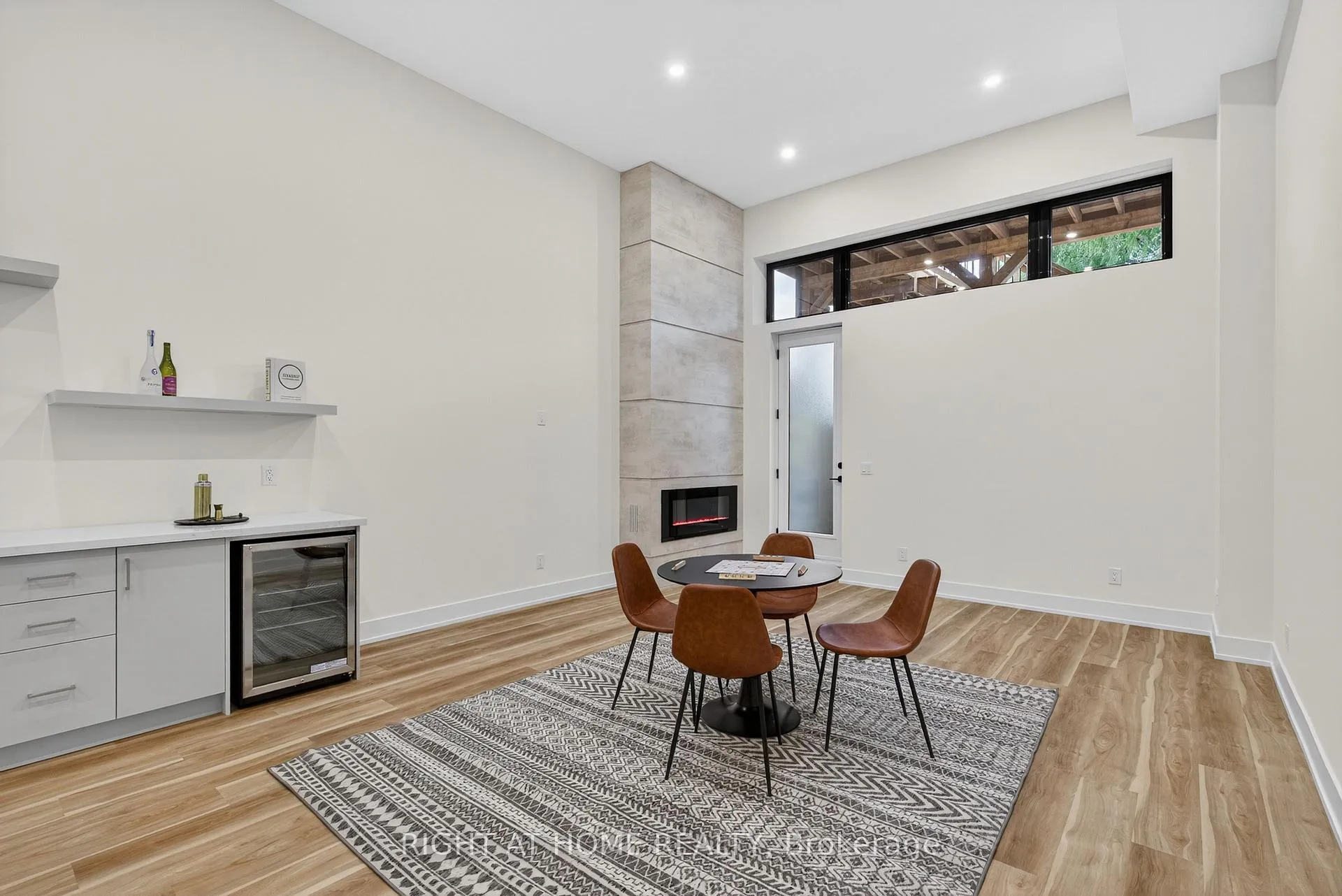 Photo 48 of 15A Rosemeade Avenue, Etobicoke, Stonegate-Queensway — HOMEH