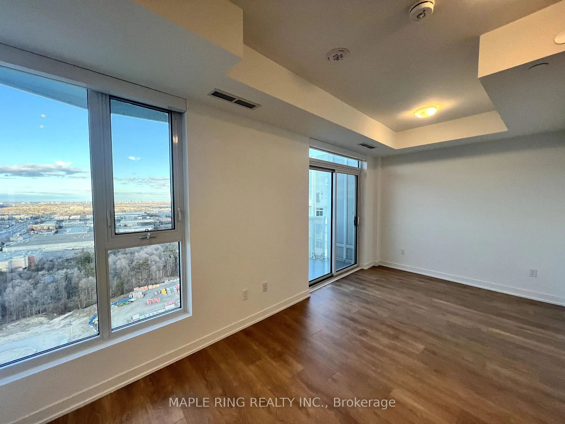 Front of Unit 2625, 498 Caldari Road