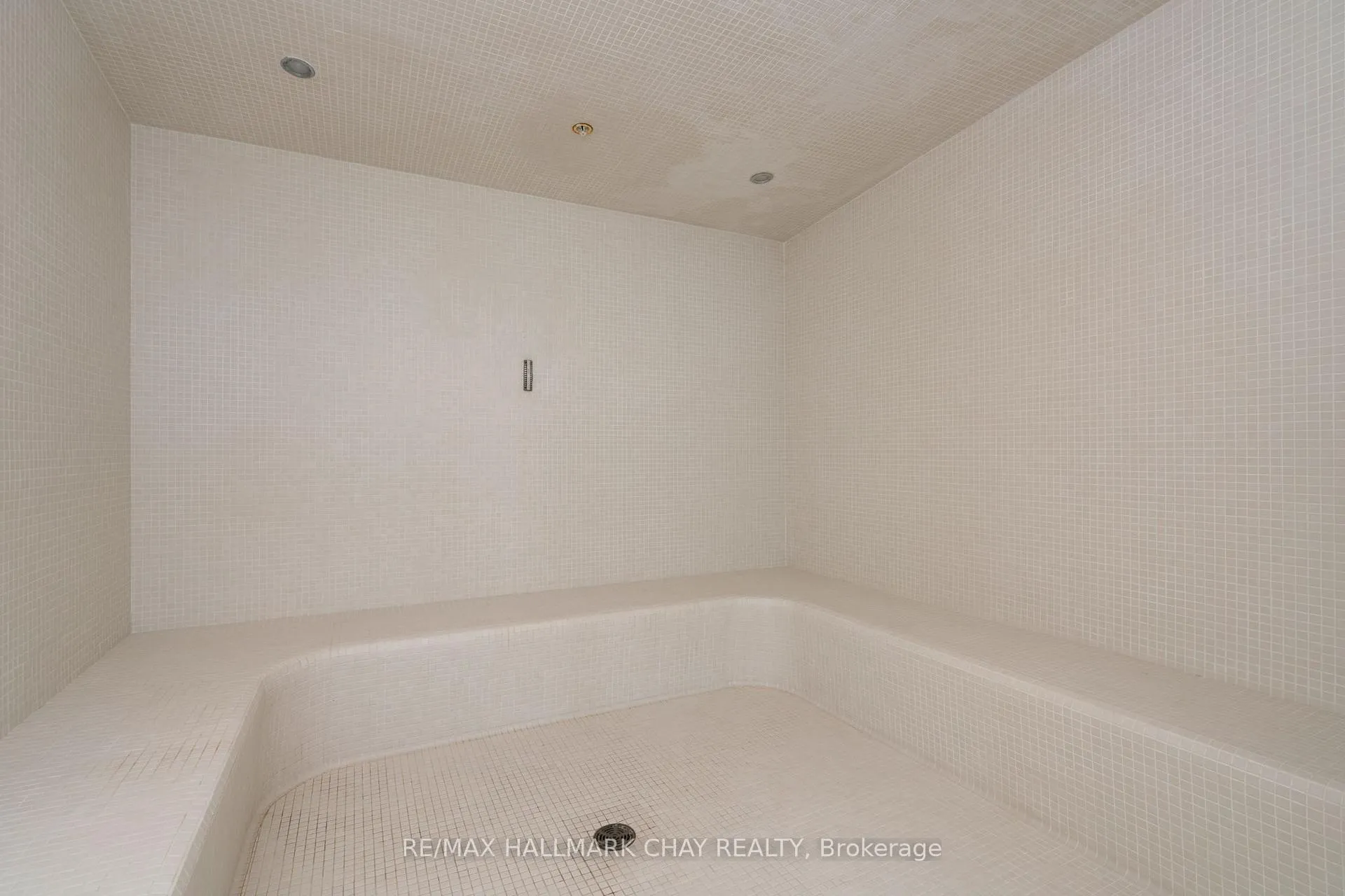 Photo 27 of Unit 719, 185 Dunlop Street E, Barrie, Lakeshore — HOMEH