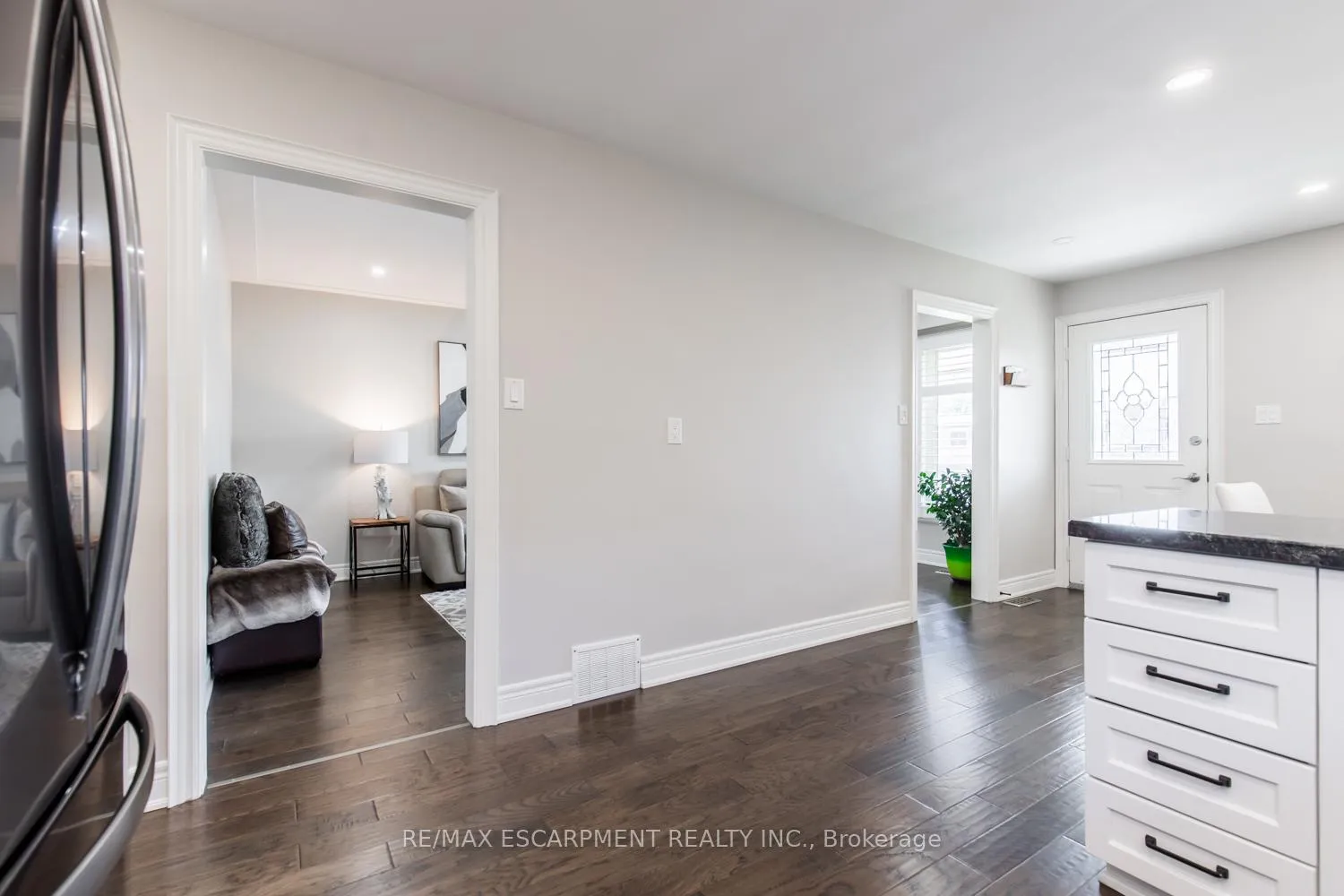 Photo 8 of 1223 Dunsmure Road, Hamilton, McQuesten — HOMEH