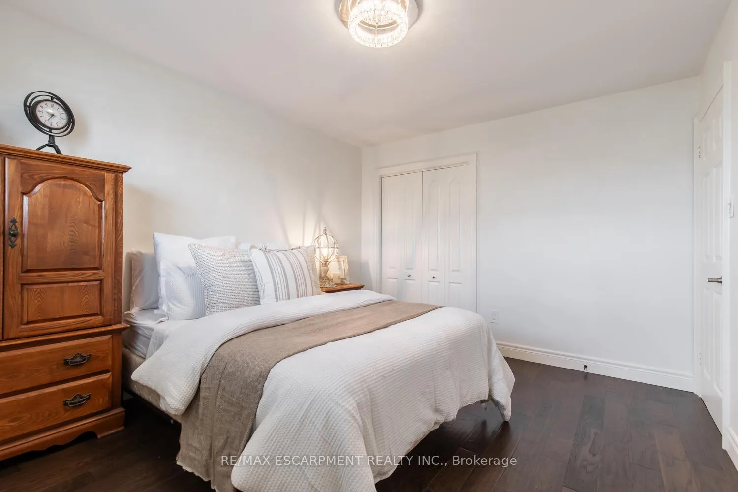 Photo 14 of 1223 Dunsmure Road, Hamilton, McQuesten — HOMEH