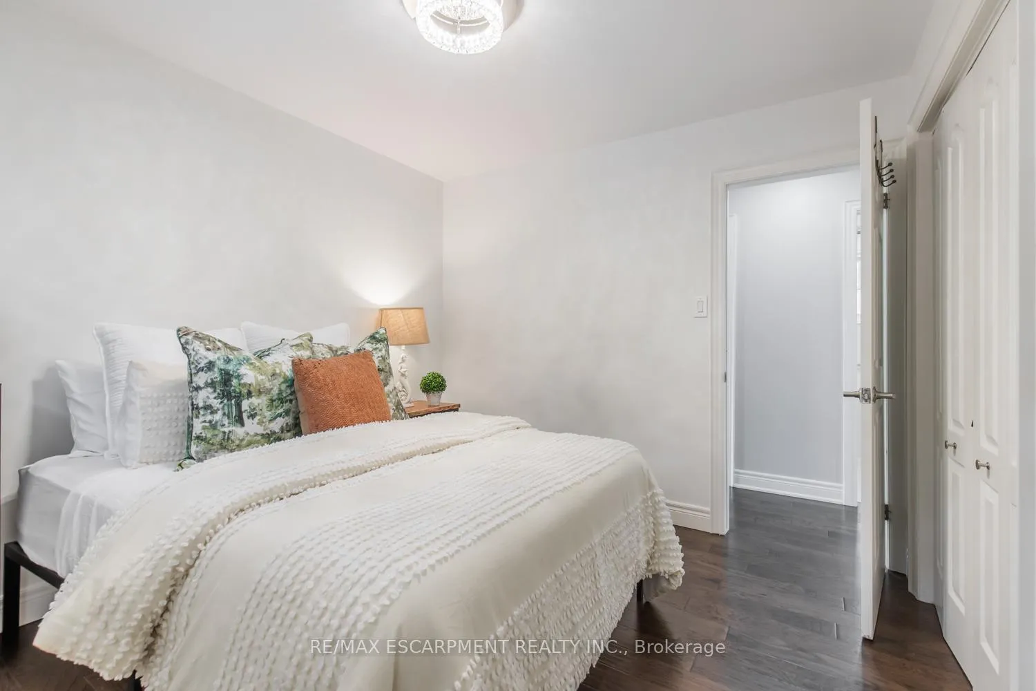 Photo 16 of 1223 Dunsmure Road, Hamilton, McQuesten — HOMEH
