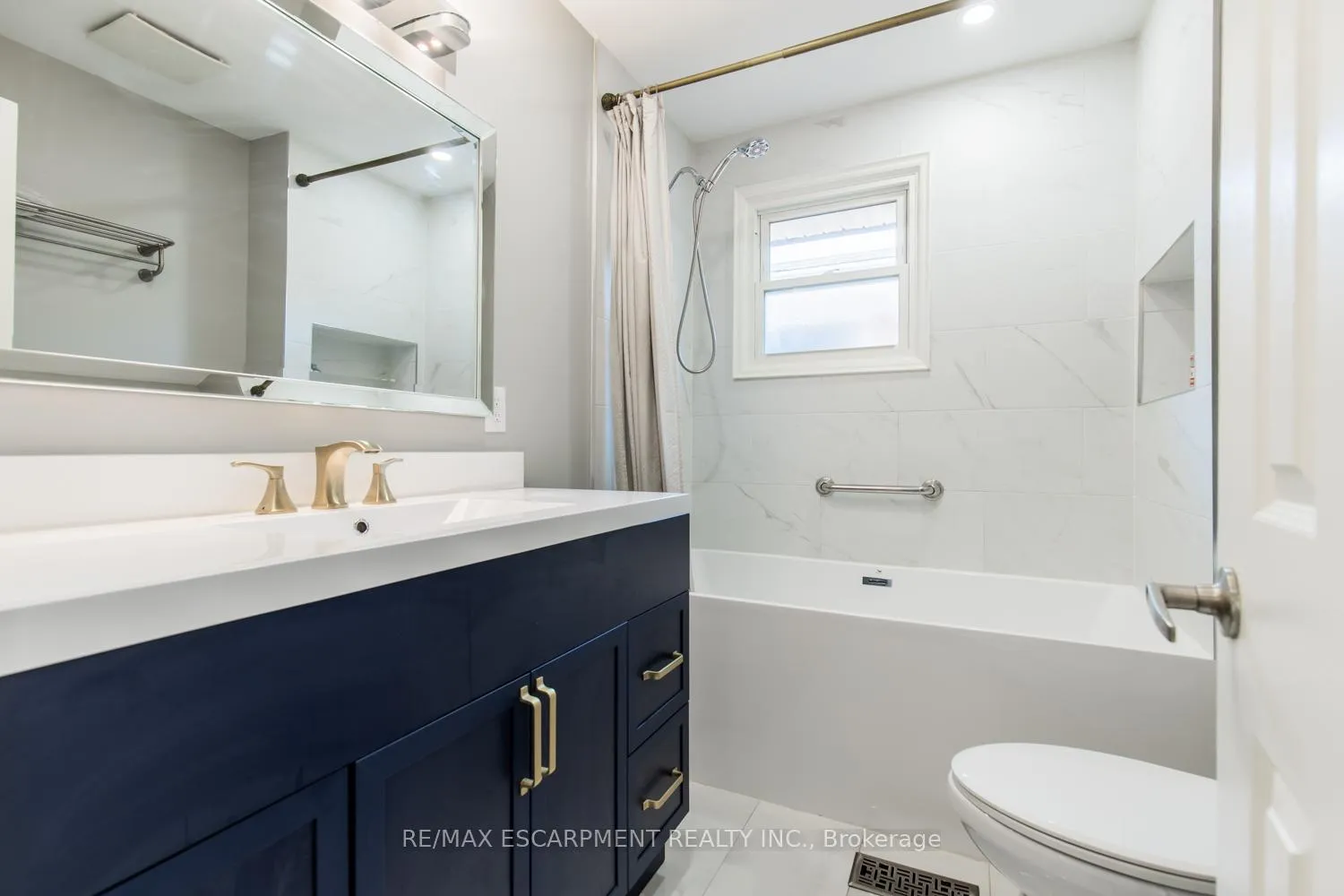Photo 20 of 1223 Dunsmure Road, Hamilton, McQuesten — HOMEH