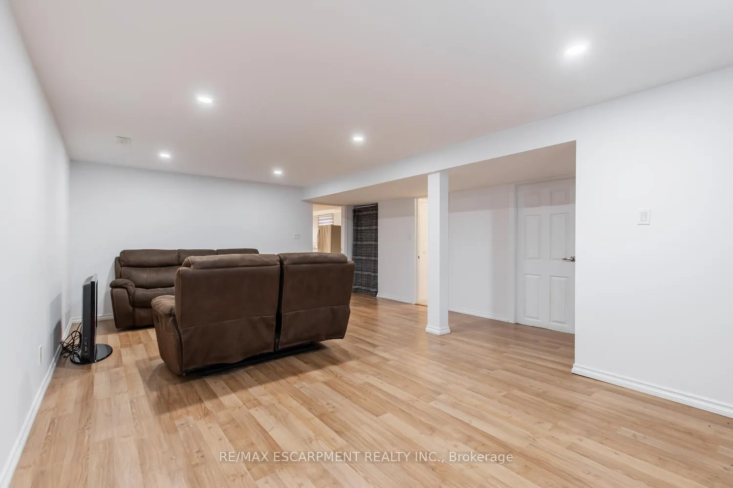 Photo 25 of 1223 Dunsmure Road, Hamilton, McQuesten — HOMEH