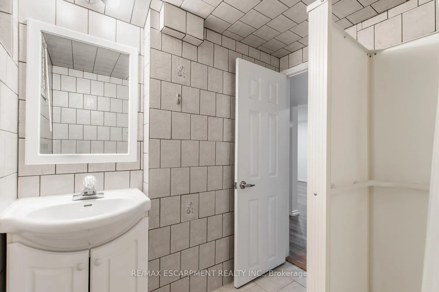 Photo 28 of 1223 Dunsmure Road, Hamilton, McQuesten — HOMEH