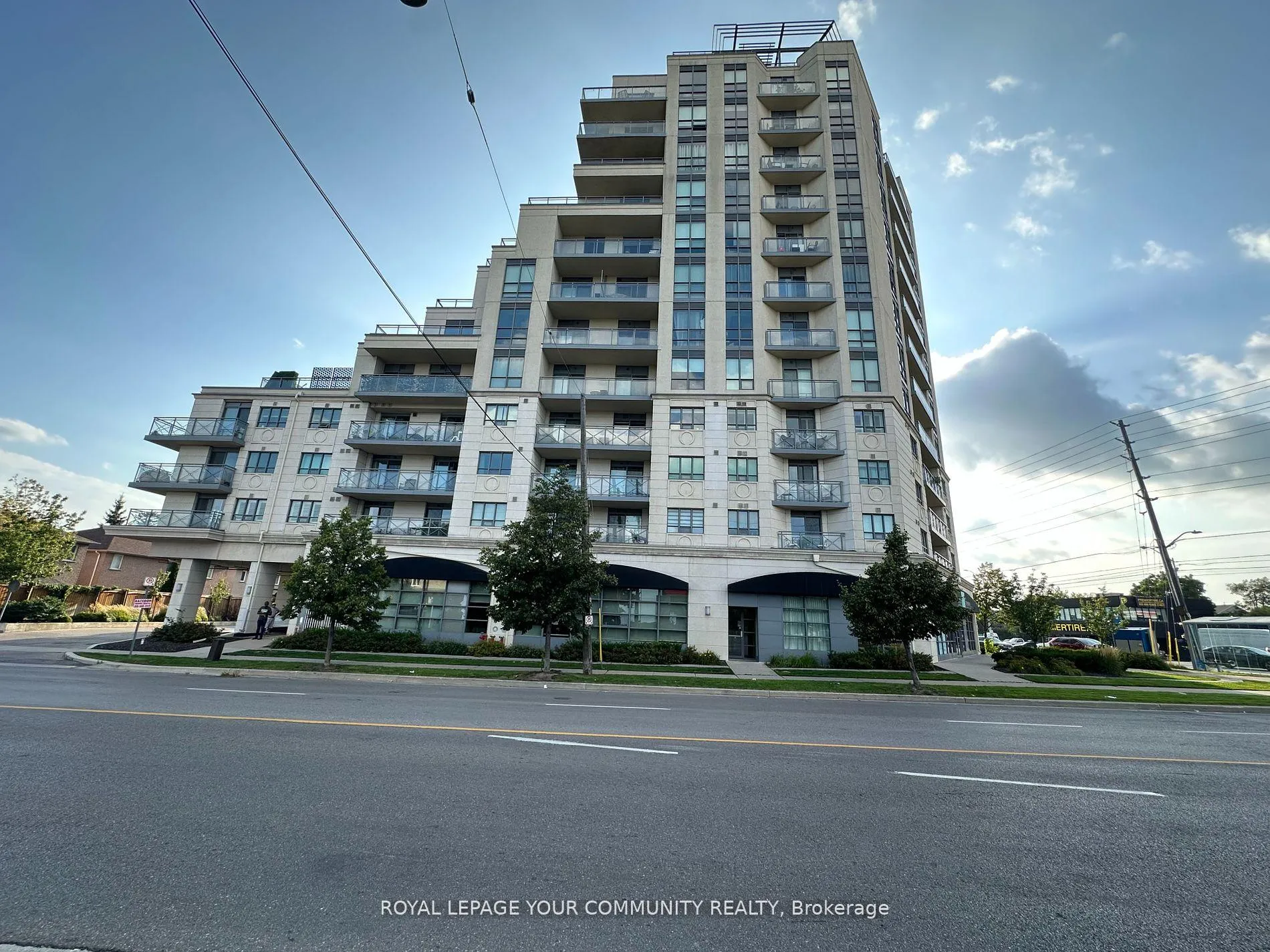 Photo 1 of Unit 309, 7730 Kipling Avenue, Vaughan, Vaughan Grove — HOMEH